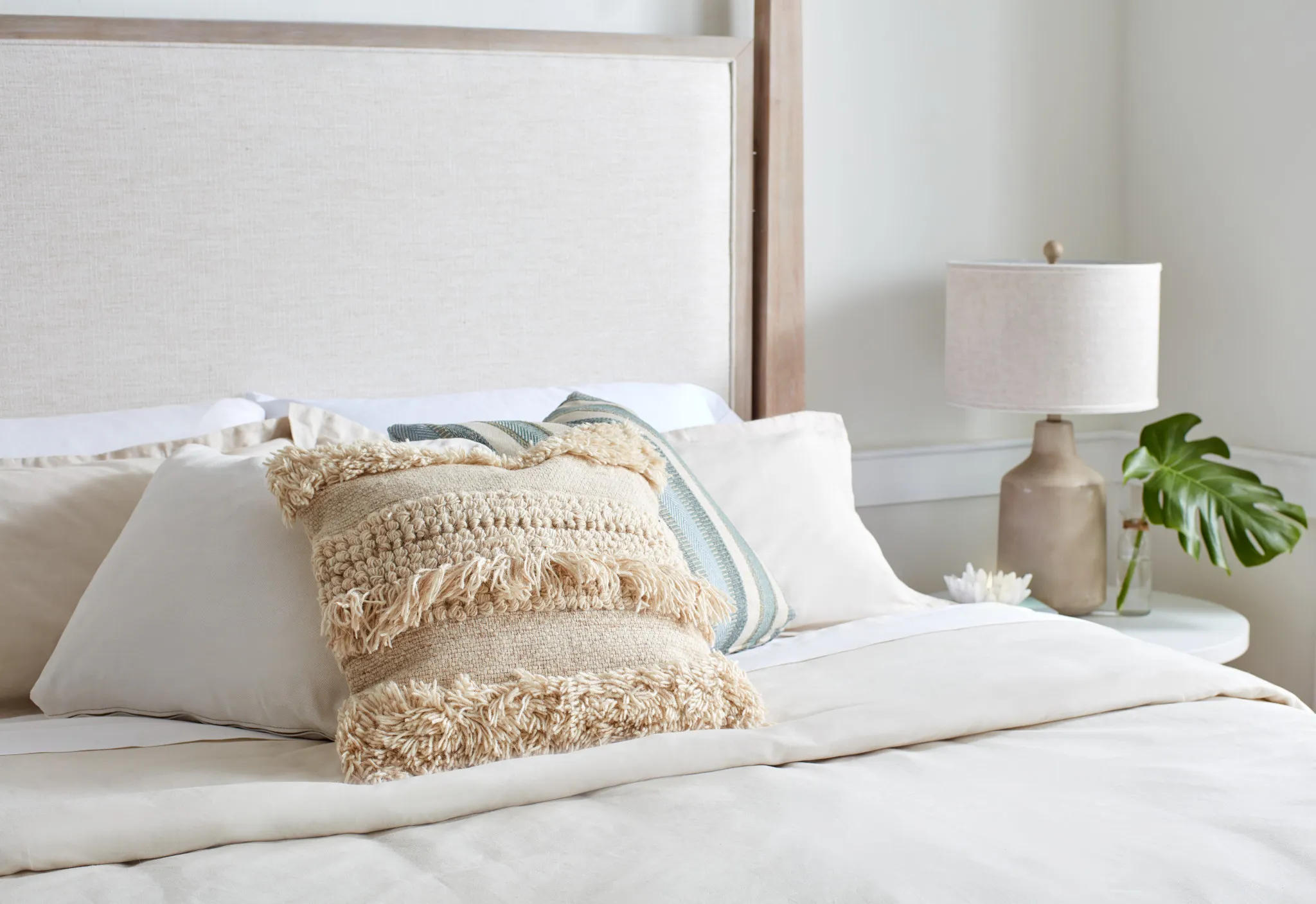 Dalton White Table Lamp