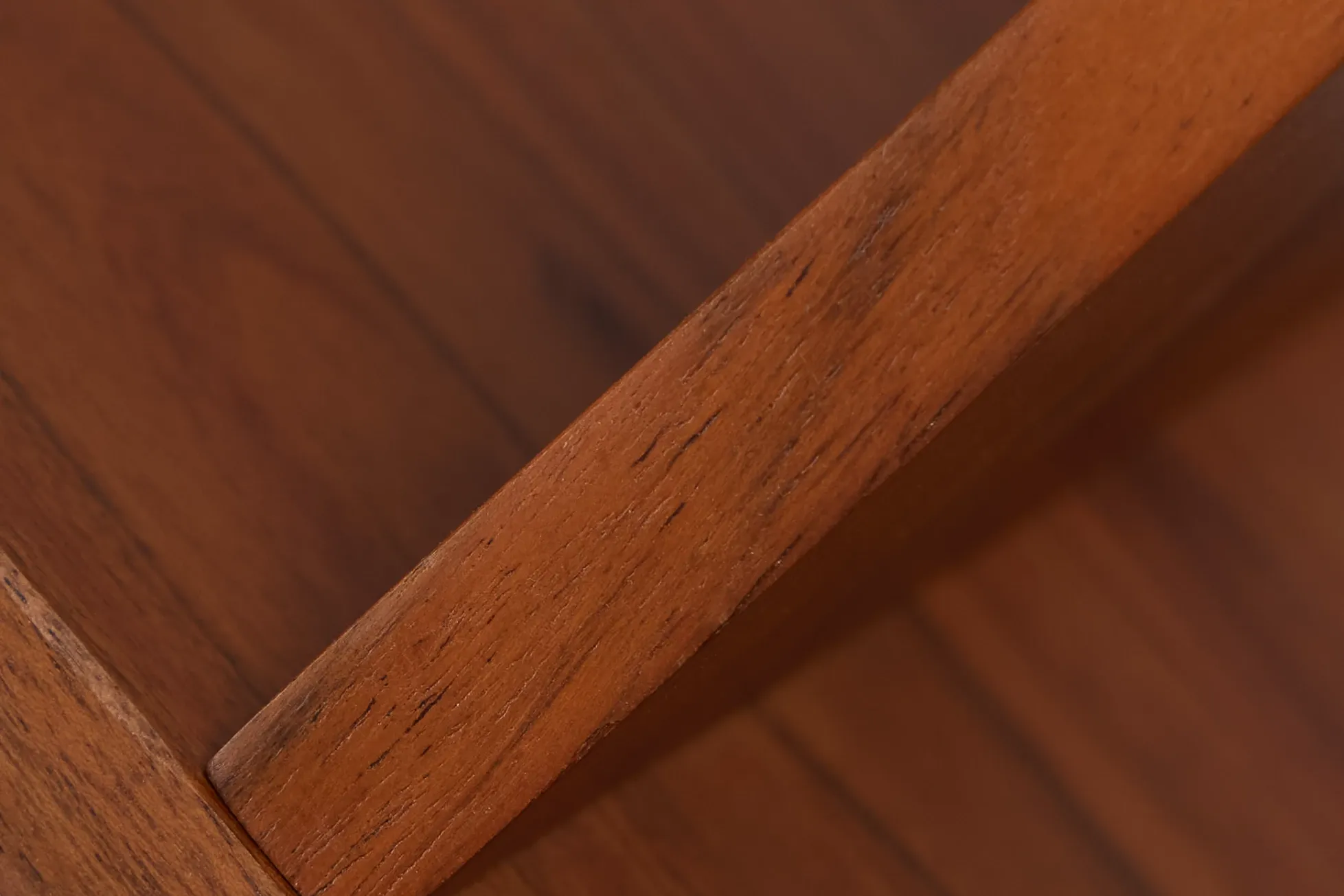 Billie Mid Tone Bookcase