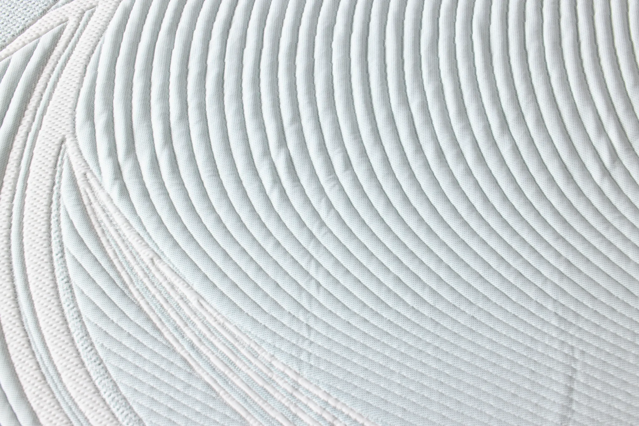 Tempur-pedic Tempur-proadapt 12" Medium Hybrid Mattress