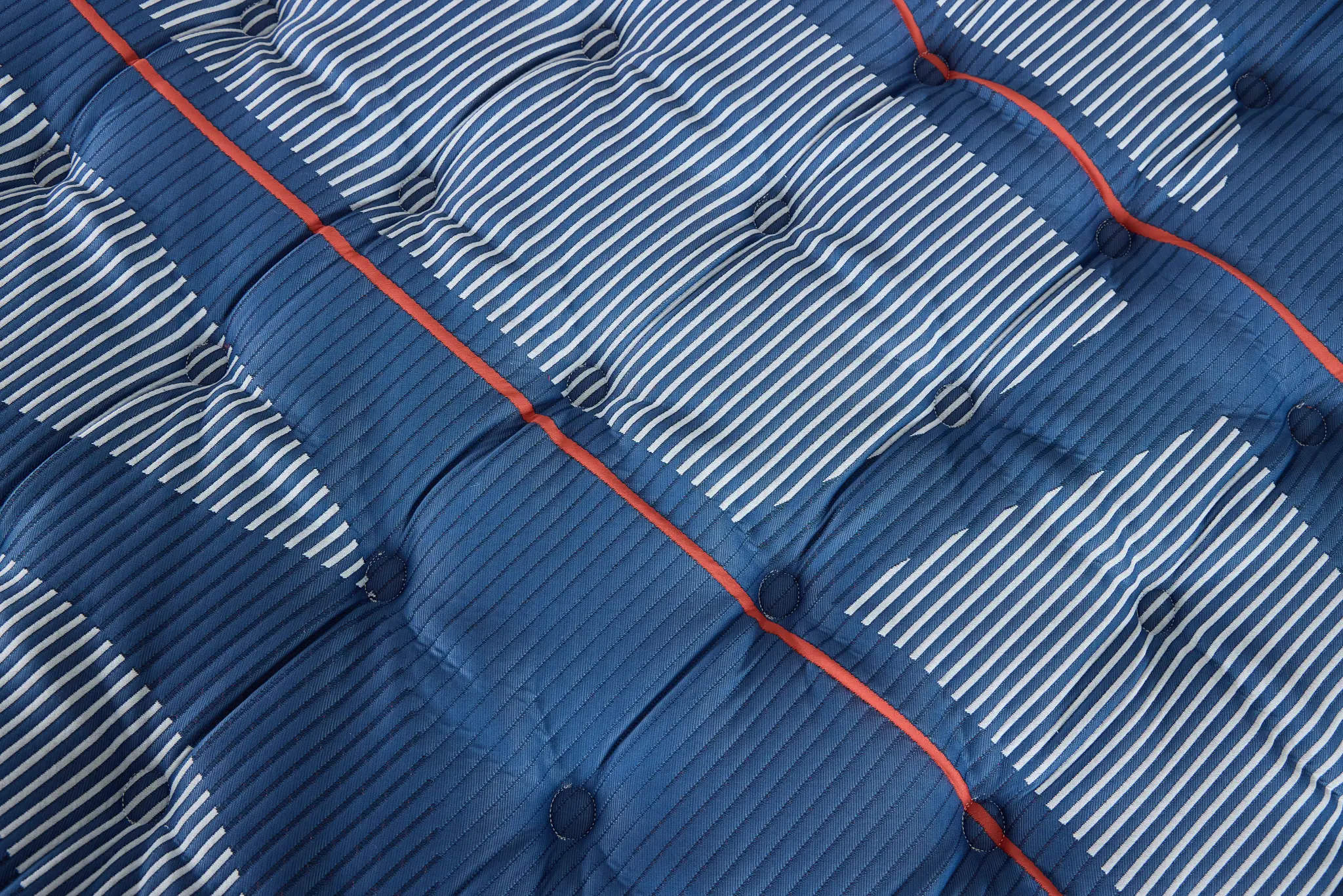 Posturepedic Elite Spring Albany 2 Soft Low-profile Mattress Set Posturepedic Elite Spring Albany 2 Soft Low-profile Mattress Set