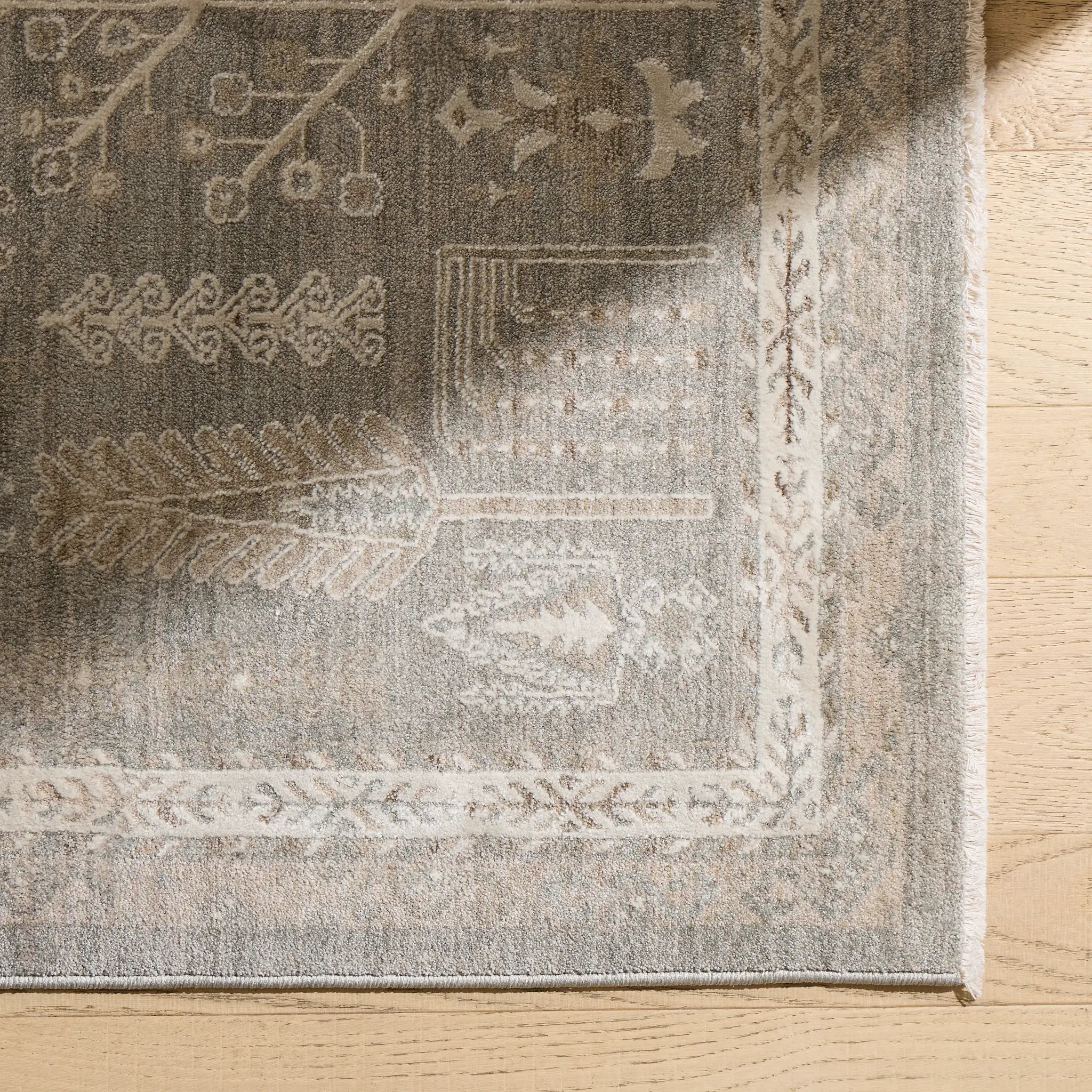 Janie Green 5x8 Area Rug Janie Green 5x8 Area Rug