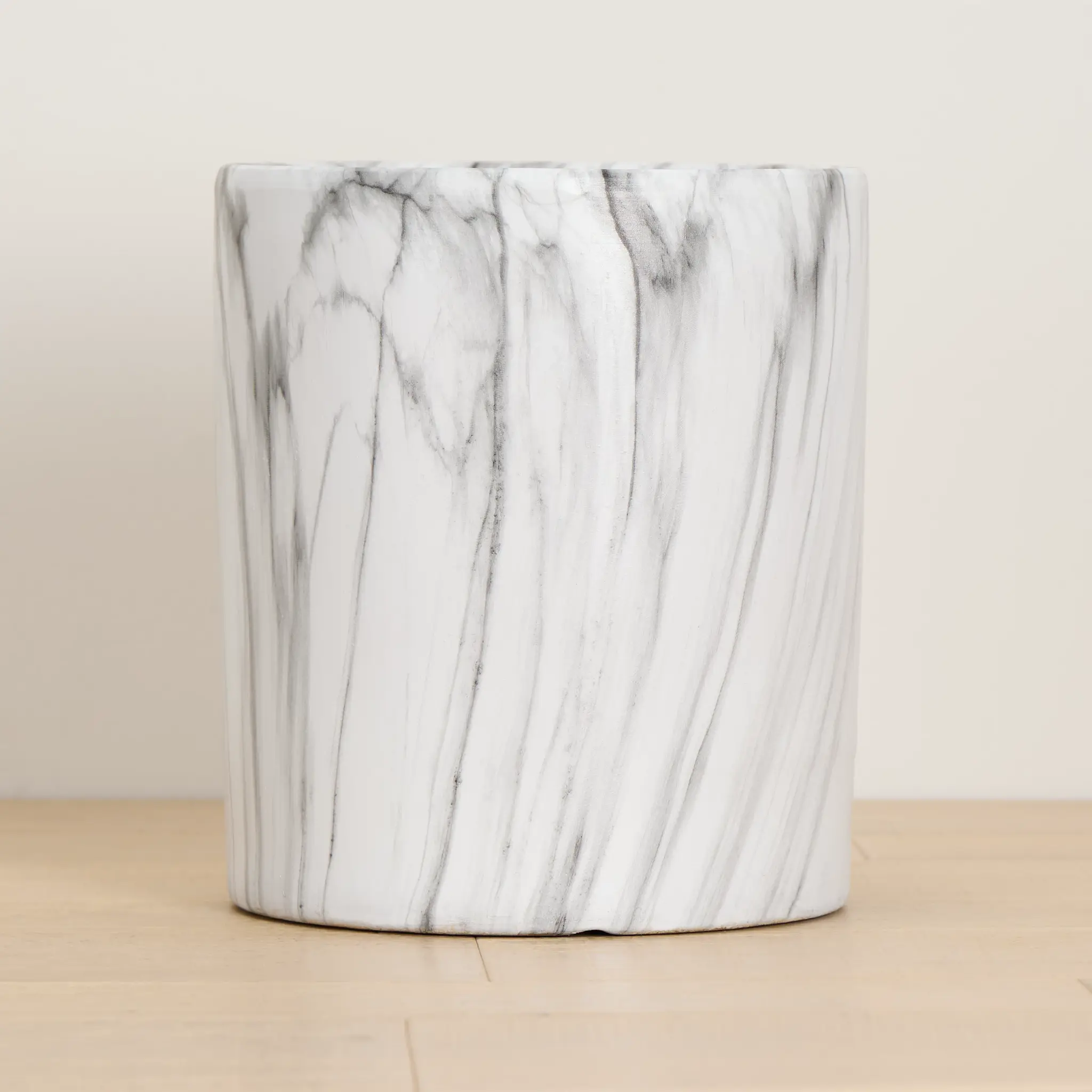 Callie White Medium Planter Callie White Medium Planter