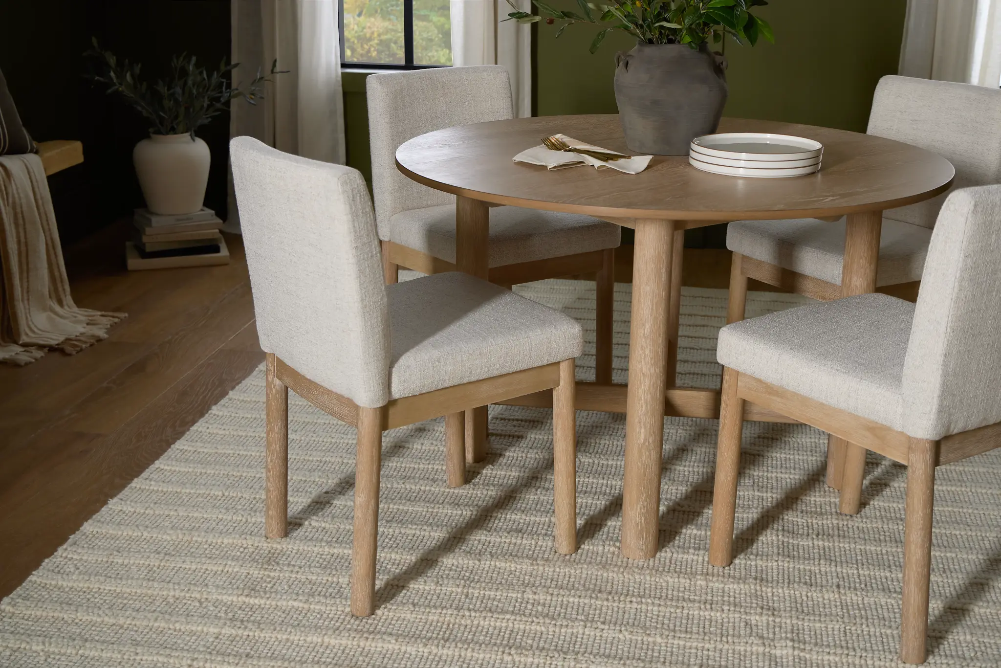Taylor Light Tone Round Table & 4 Upholstered Chairs Taylor Light Tone Round Table & 4 Upholstered Chairs