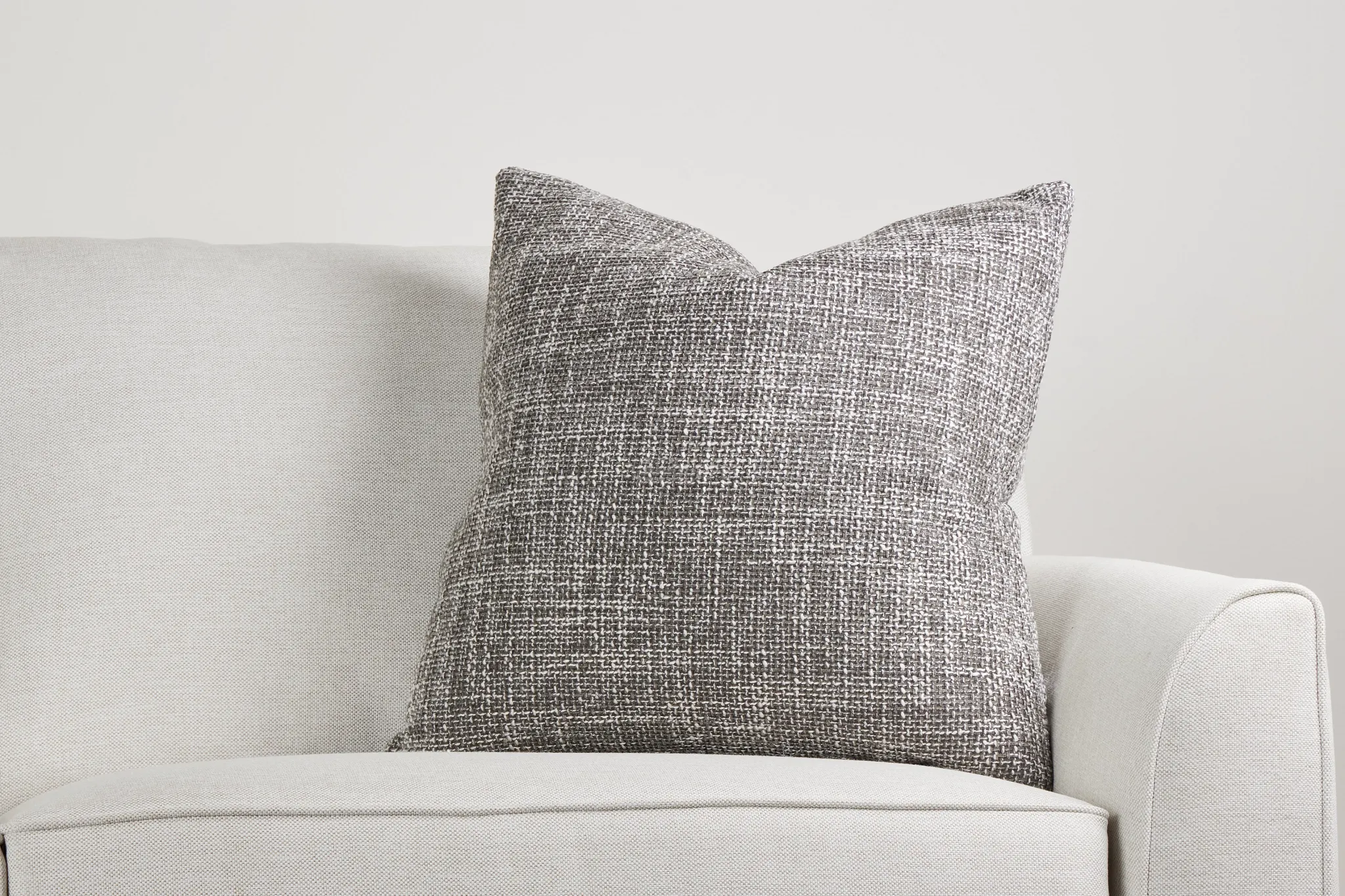 Sutt Gray 24" Accent Pillow