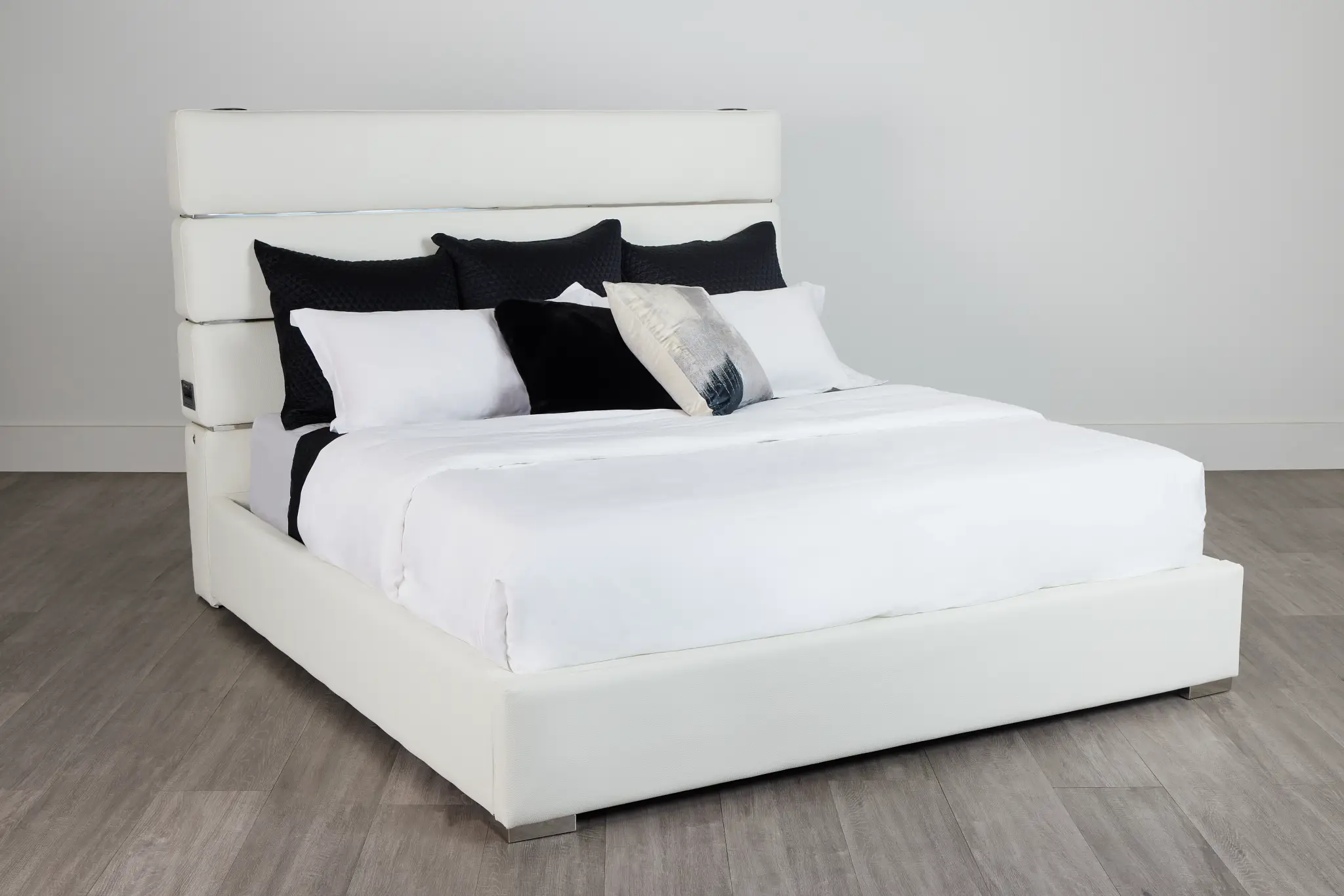 Miami White Uph Platform Bed Miami White Uph Platform Bed