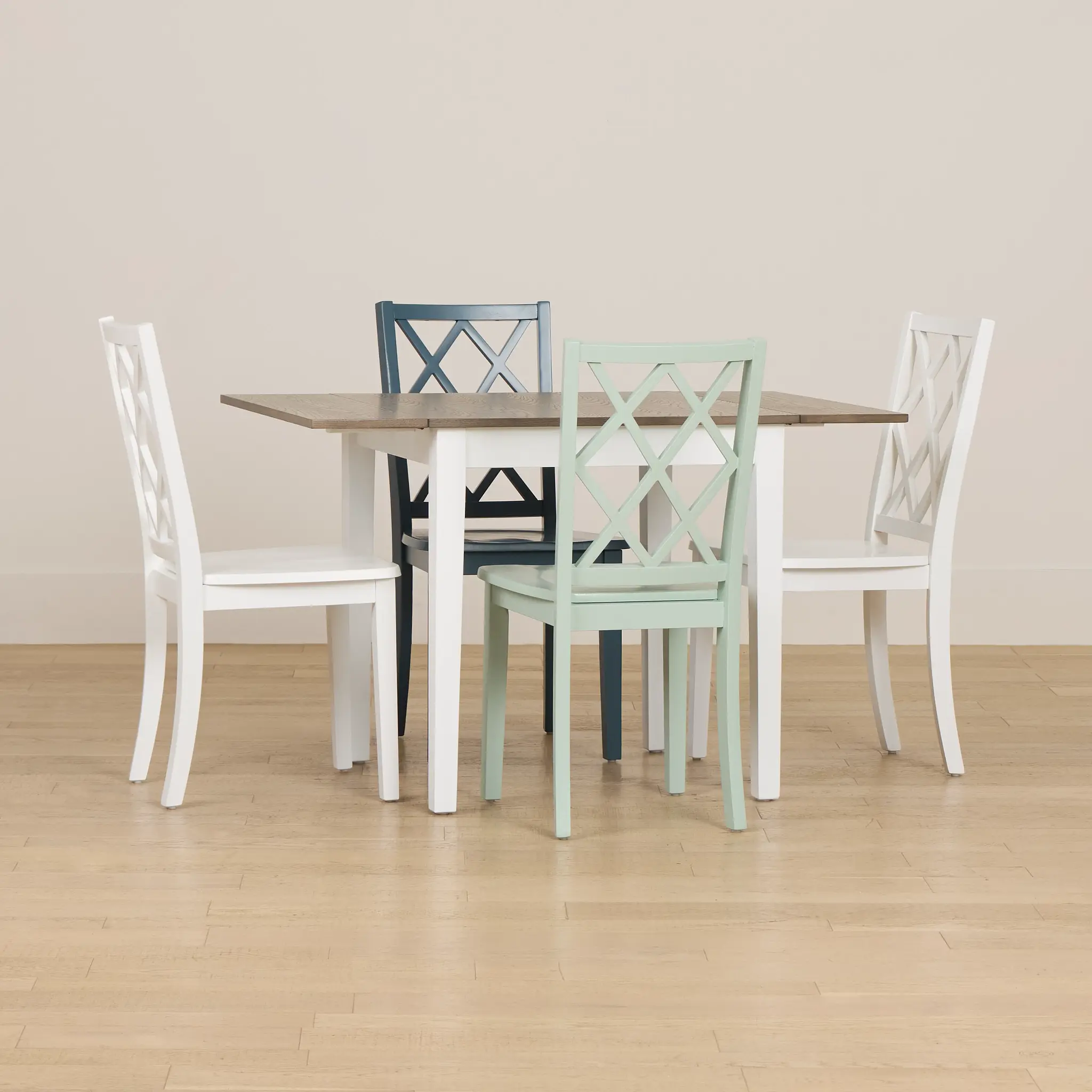 Edgartown Two-tone Rectangular Table And Mixed Chairs Edgartown Two-tone Rectangular Table And Mixed Chairs