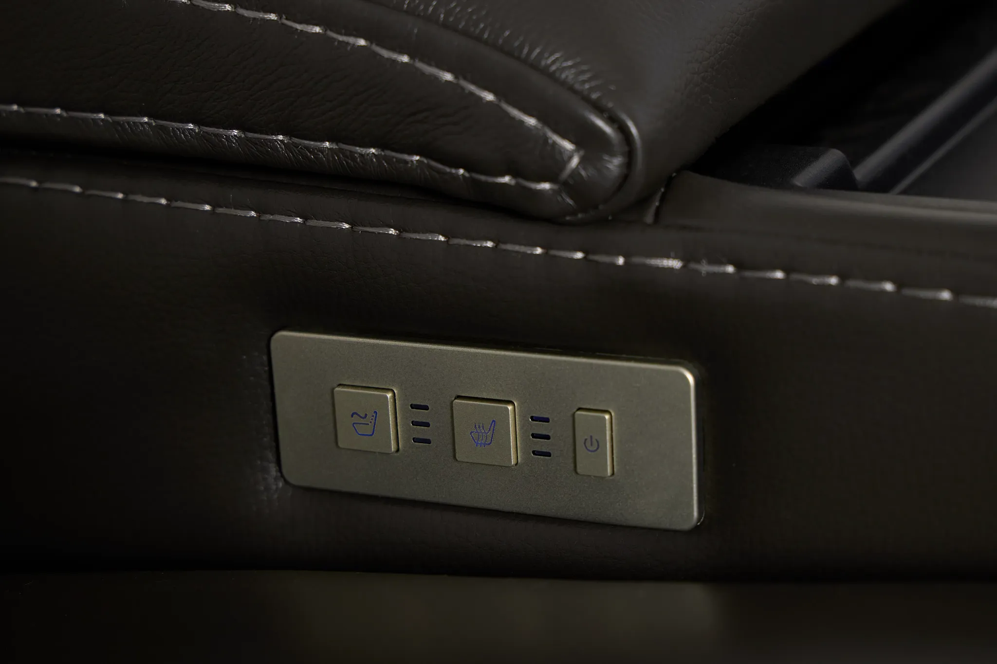 Fallon Dark Gray Lthr/vinyl Power Reclining Console Loveseat W/ Massage