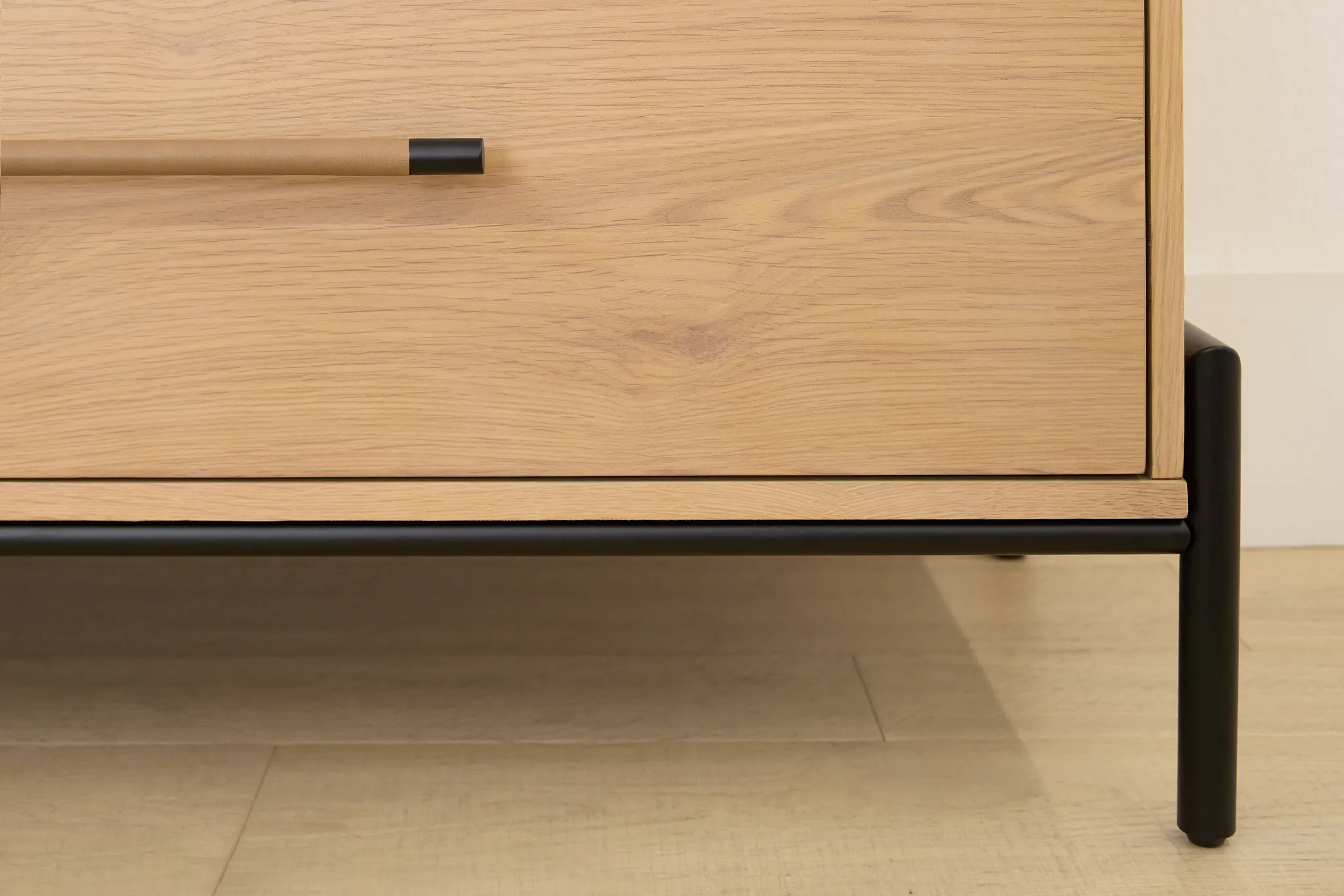 Highland Light Tone Server