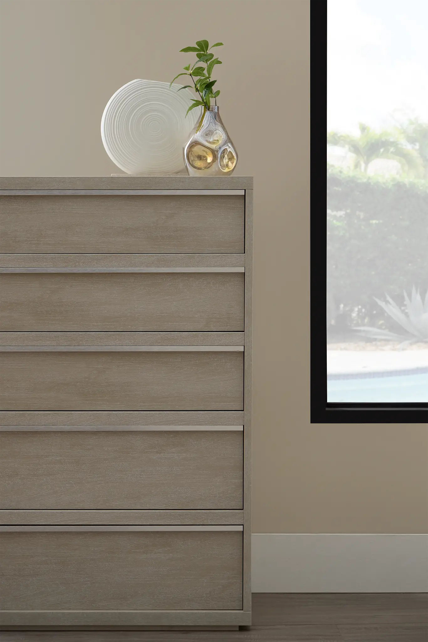 Capraia Light Tone 5-drawer Chest Capraia Light Tone 5-drawer Chest