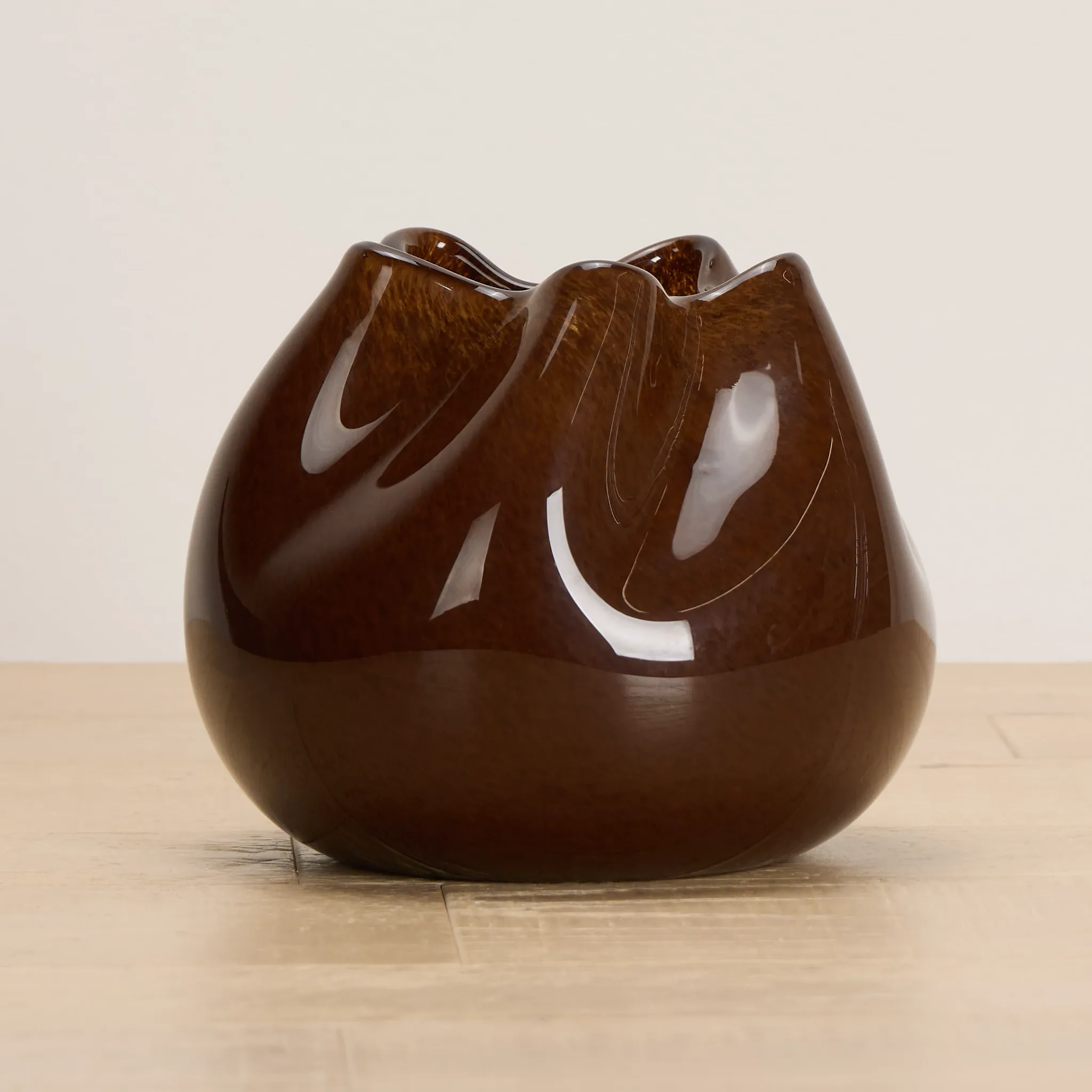 Nami Brown Vase
