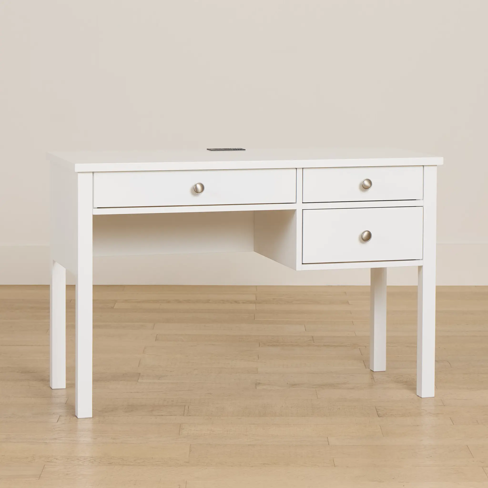 Charleston White 3-drawer Desk Charleston White 3-drawer Desk