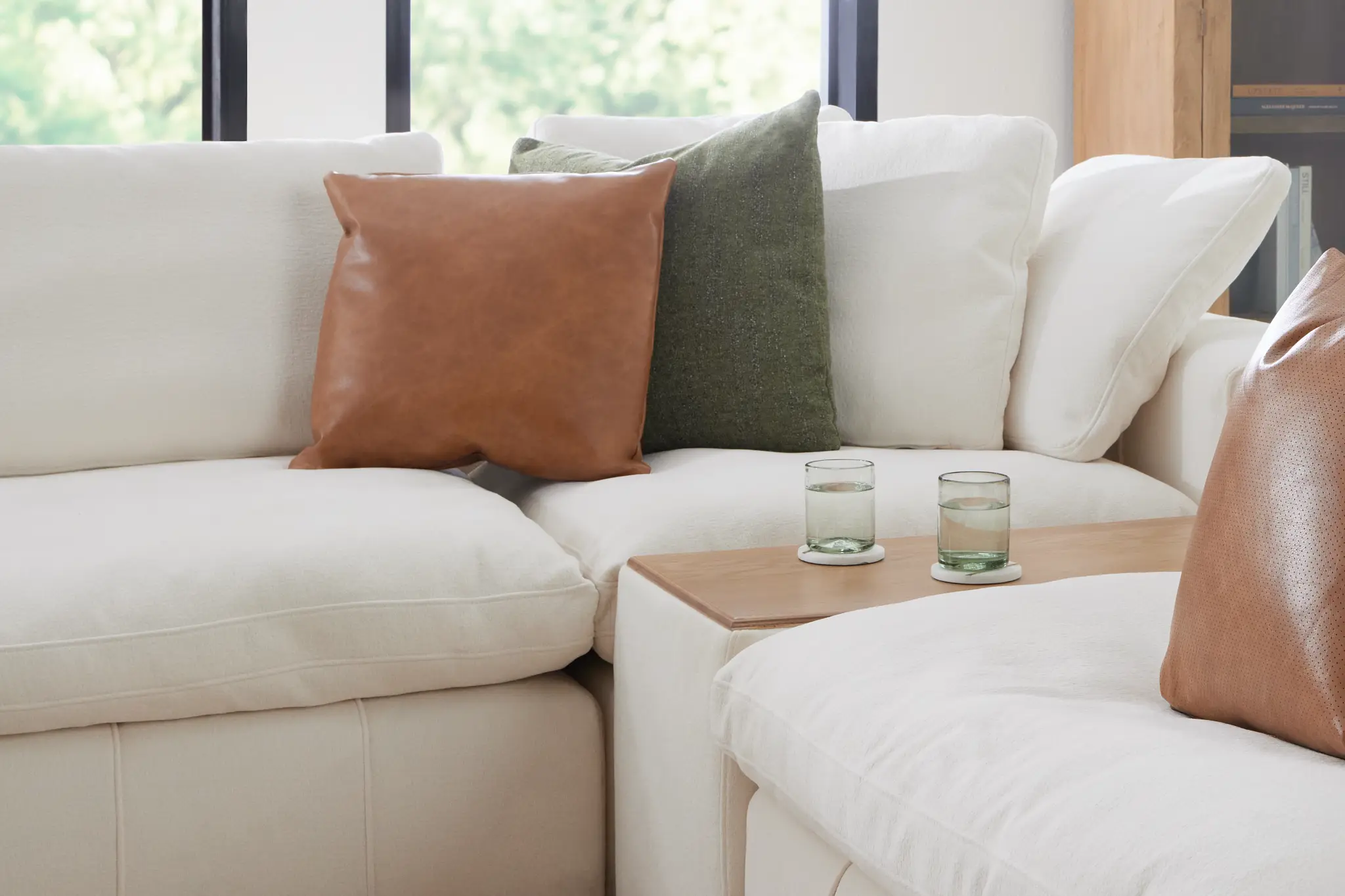 Cruz White Fabric 5pc Bumper Sectional Cruz White Fabric 5pc Bumper Sectional