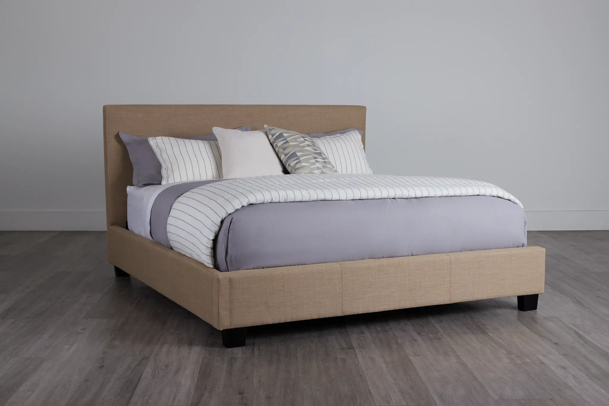 Madden Taupe Uph Platform Bed Madden Taupe Uph Platform Bed