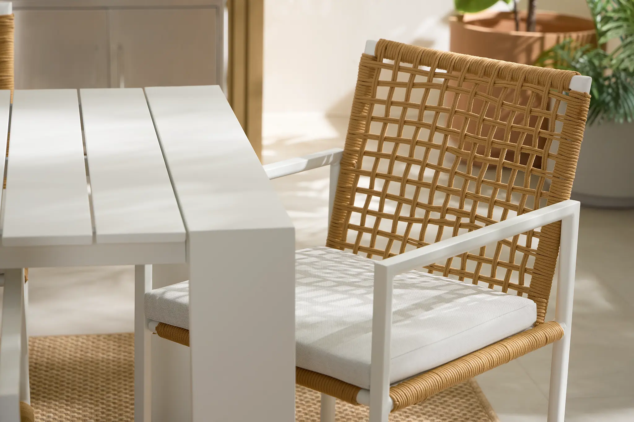 Sunrise White Aluminum Arm Chair Sunrise White Aluminum Arm Chair