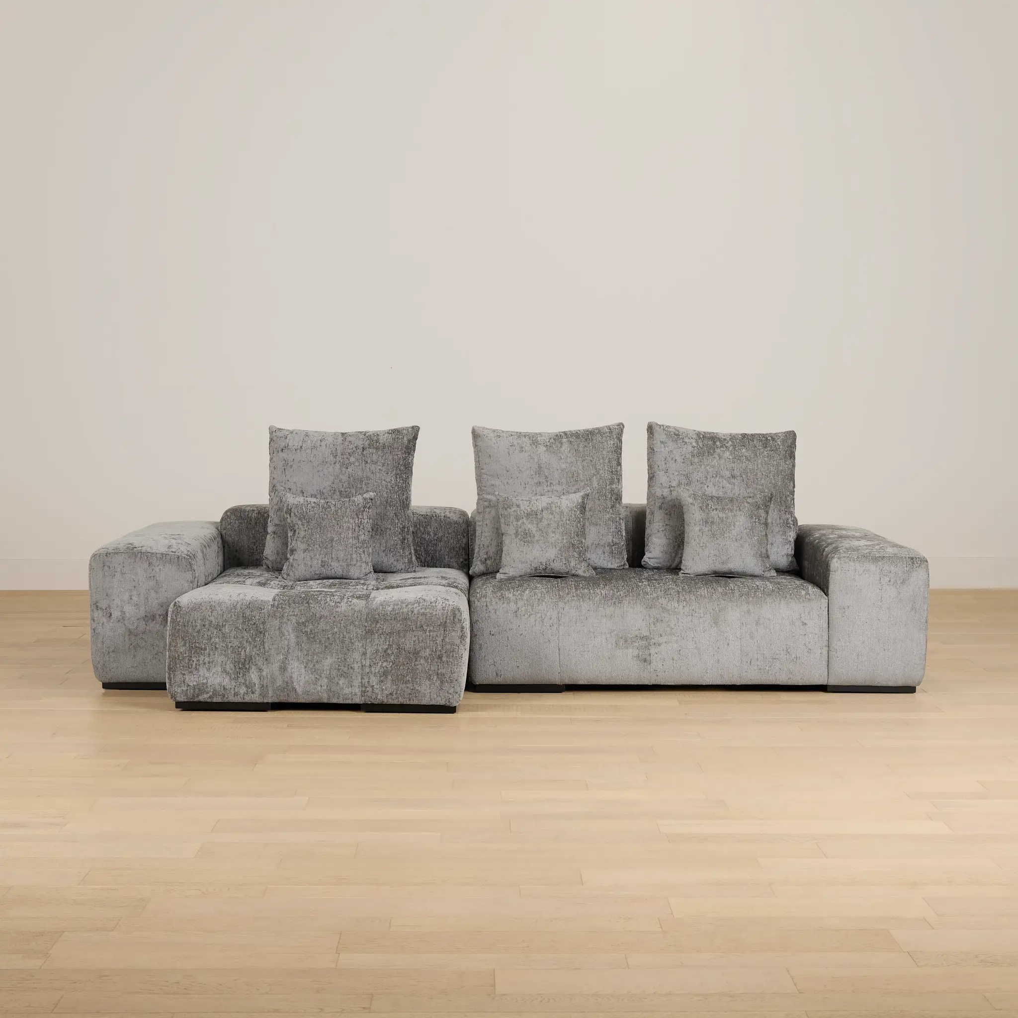 Skylar Gray Fabric Left Chaise Sectional Skylar Gray Fabric Left Chaise Sectional