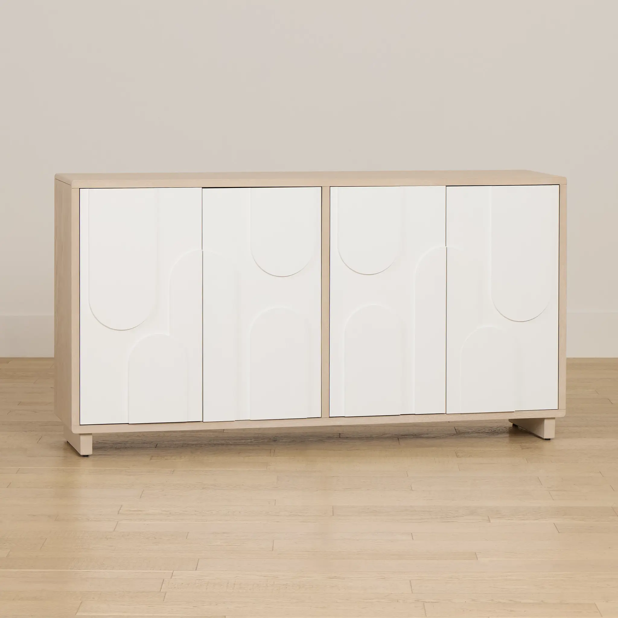 Wantari Two-tone 4 Door Credenza Wantari Two-tone 4 Door Credenza