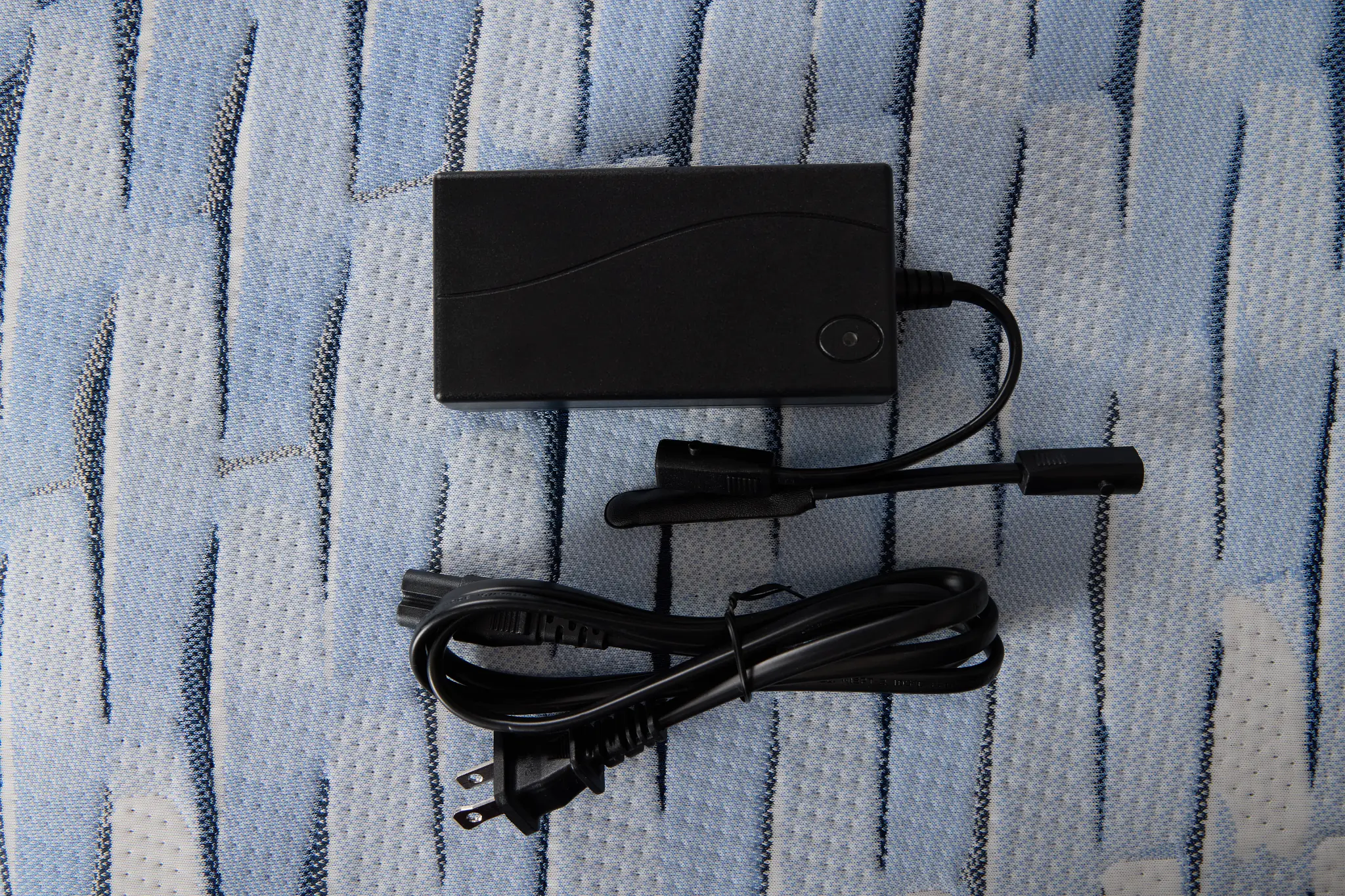 Serta Icomfort Aveda Plush Motion Perfect 4 Adjustable Base Set Serta Icomfort Aveda Plush Motion Perfect 4 Adjustable Base Set