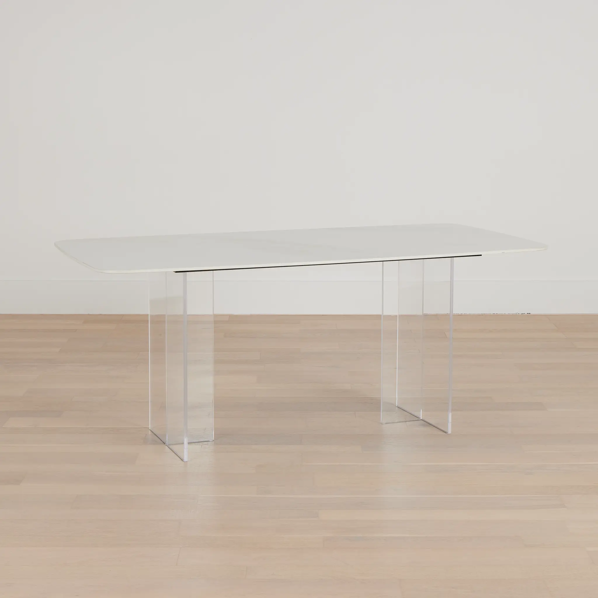 Geneva White Table Geneva White Table