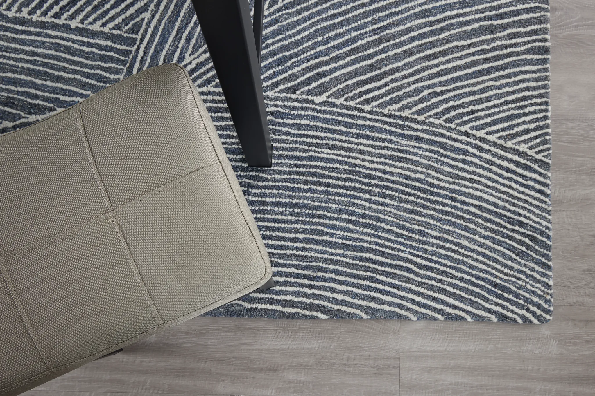 Patone Blue 5x8 Area Rug