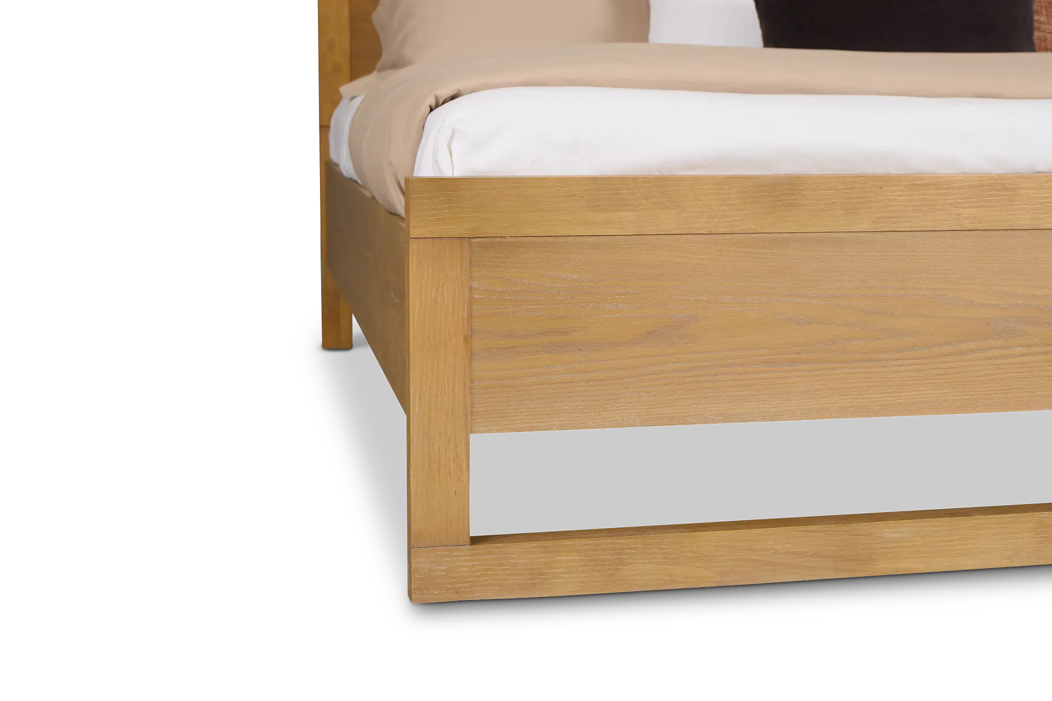 Williamsburg Light Tone Platform Bed Williamsburg Light Tone Platform Bed