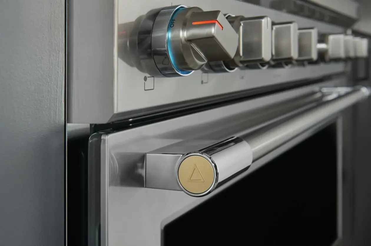 Frigidaire 3670 Series Stainless Steel Gas Range Frigidaire 3670 Series Stainless Steel Gas Range