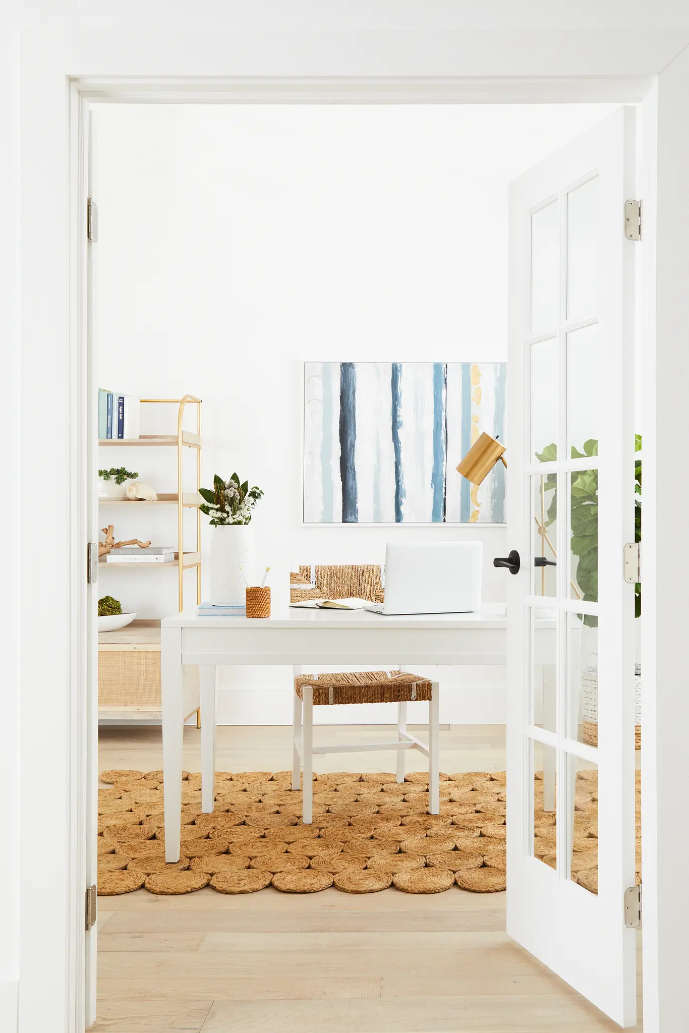 Designing a Workspace That Supports Work-Life Balance Designing a Workspace That Supports Work-Life Balance