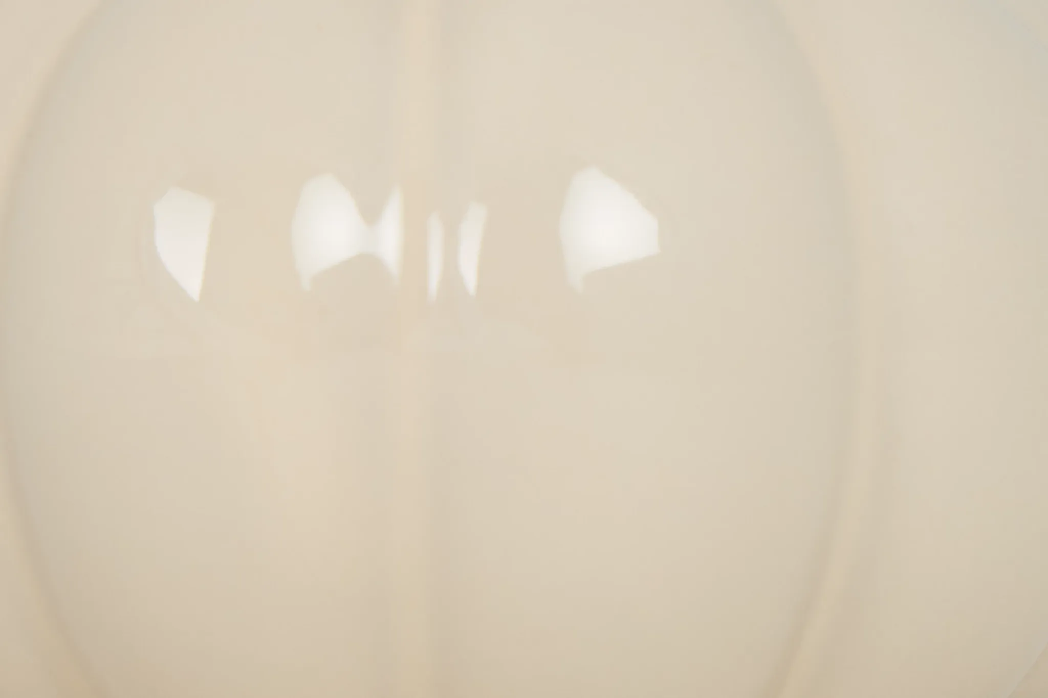 Pumpkin White Small Tabletop Accessory