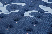 Stearns & Foster Lux Estate Medium Low-profile Mattress Set