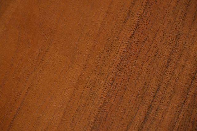 Daisy Mid Tone Round End Table