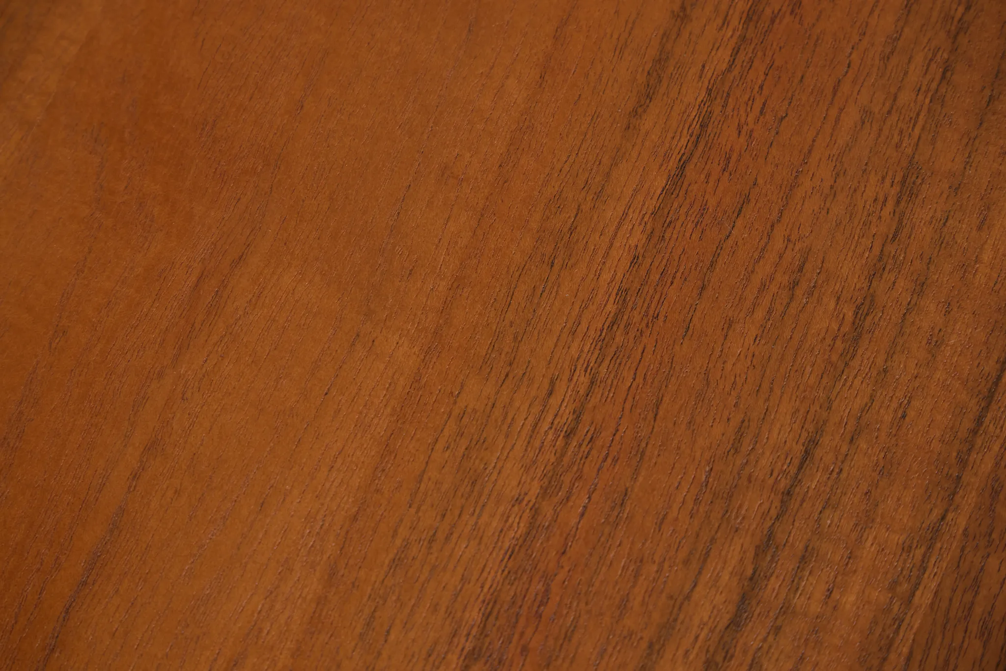 Daisy Mid Tone Round End Table