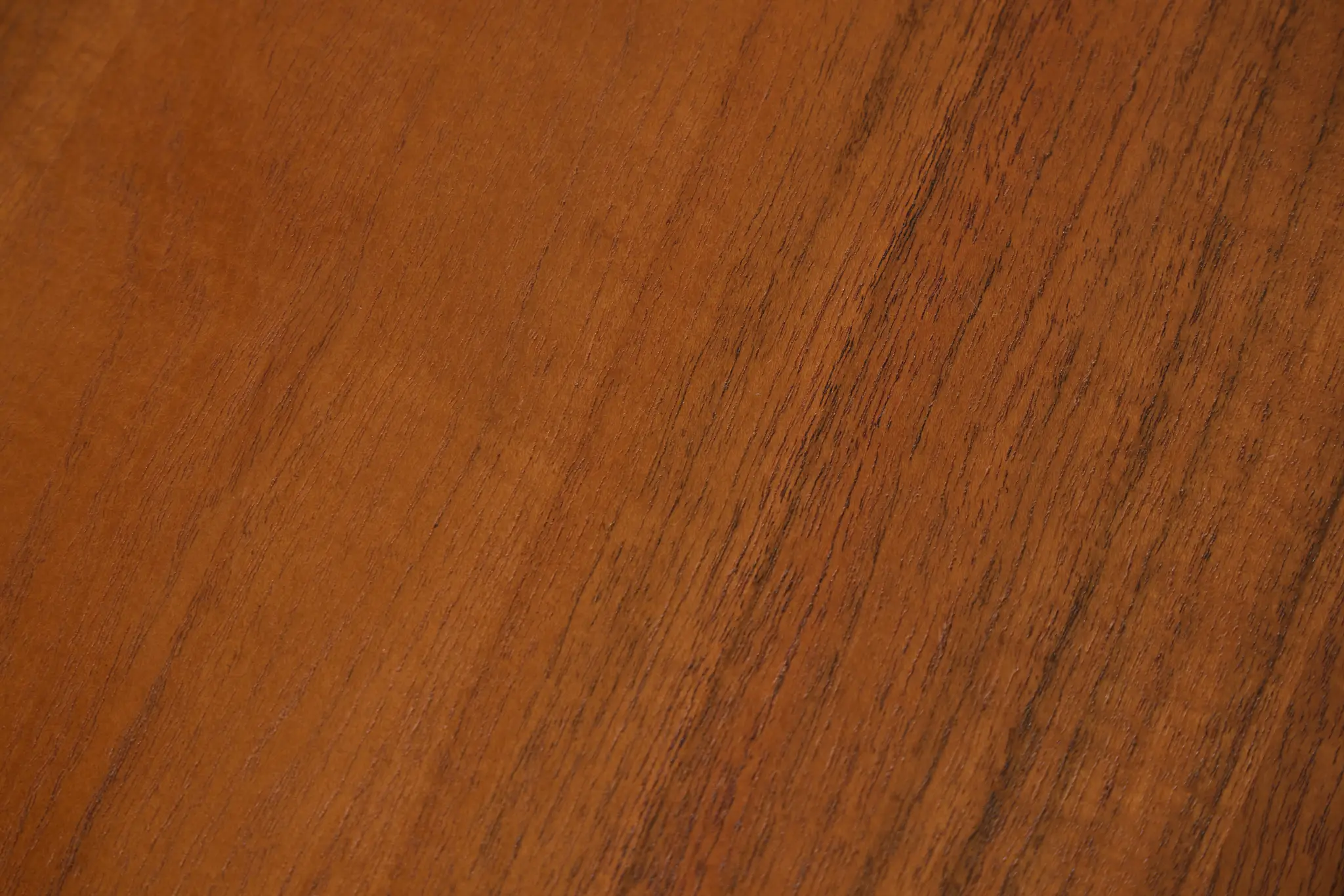 Daisy Mid Tone Round End Table Daisy Mid Tone Round End Table