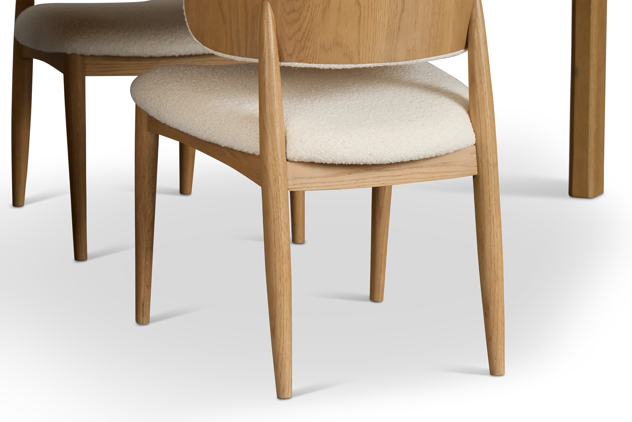 Gables Light Tone Rect Table & 4 Upholstered Chairs