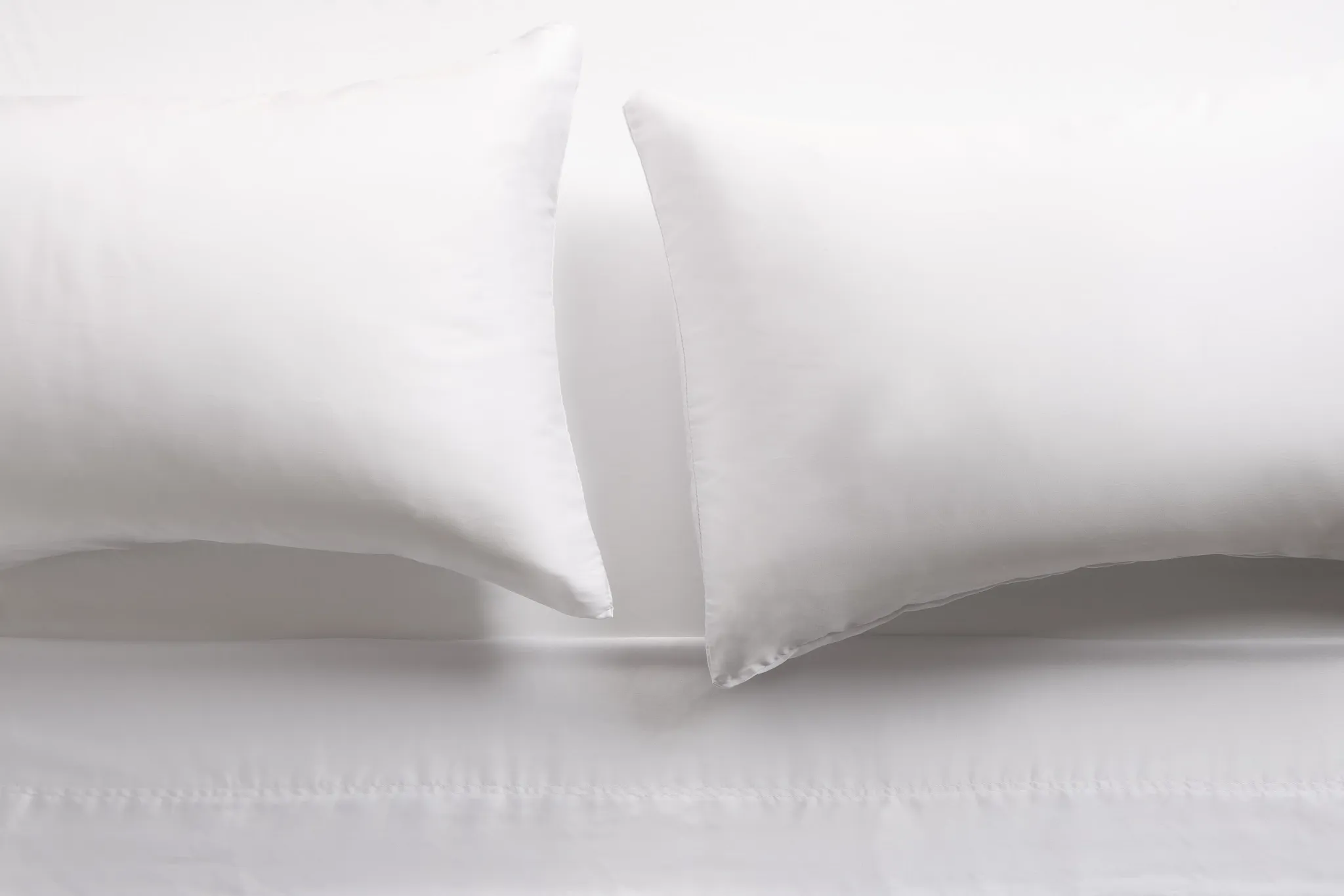 Rest & Renew Tencel White 300 Thread Sheet Set