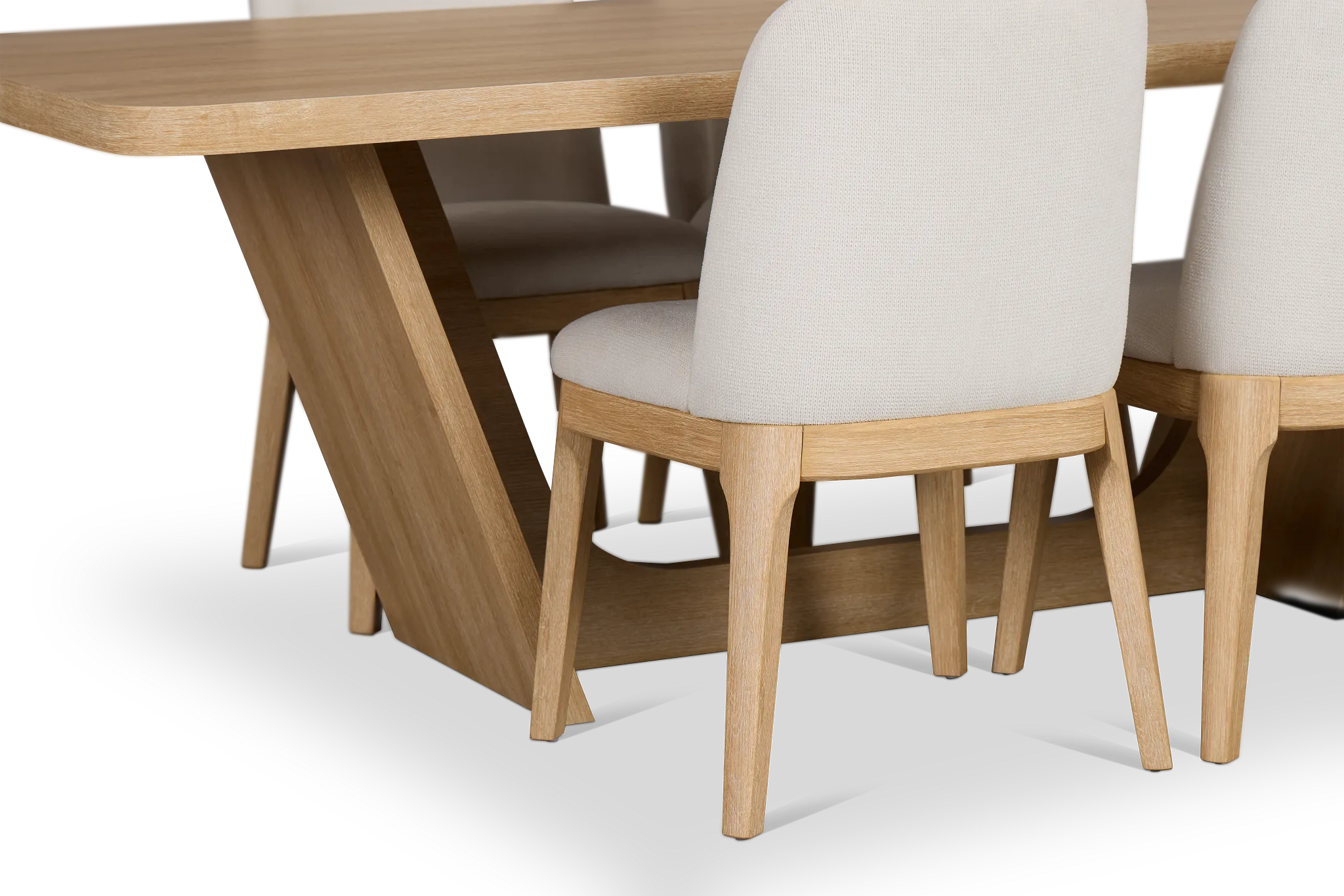 Lyndie Light Tone Rect Table & 4 Upholstered Chairs