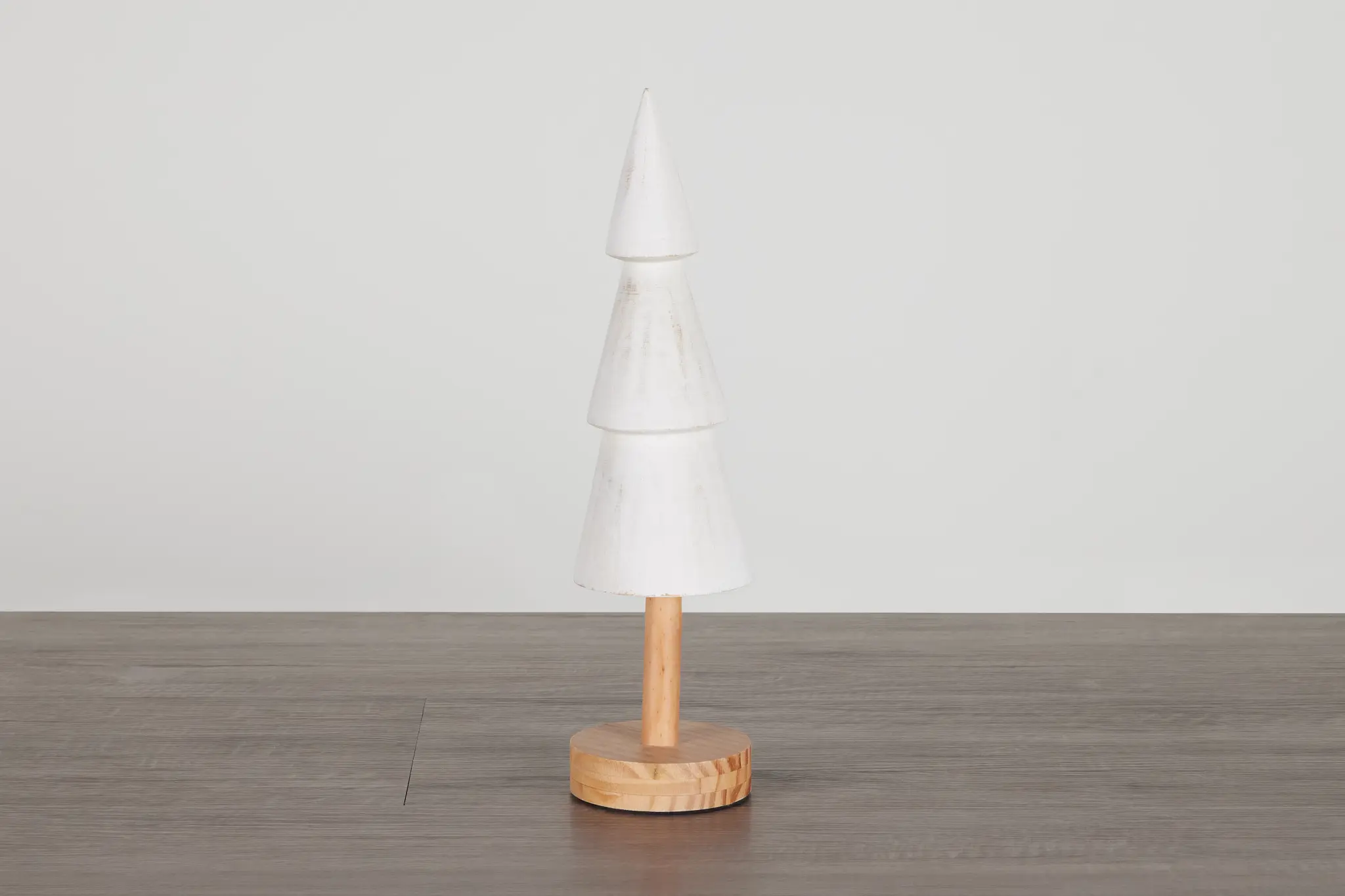 Pine White Large Tabletop Accessory Pine White Large Tabletop Accessory