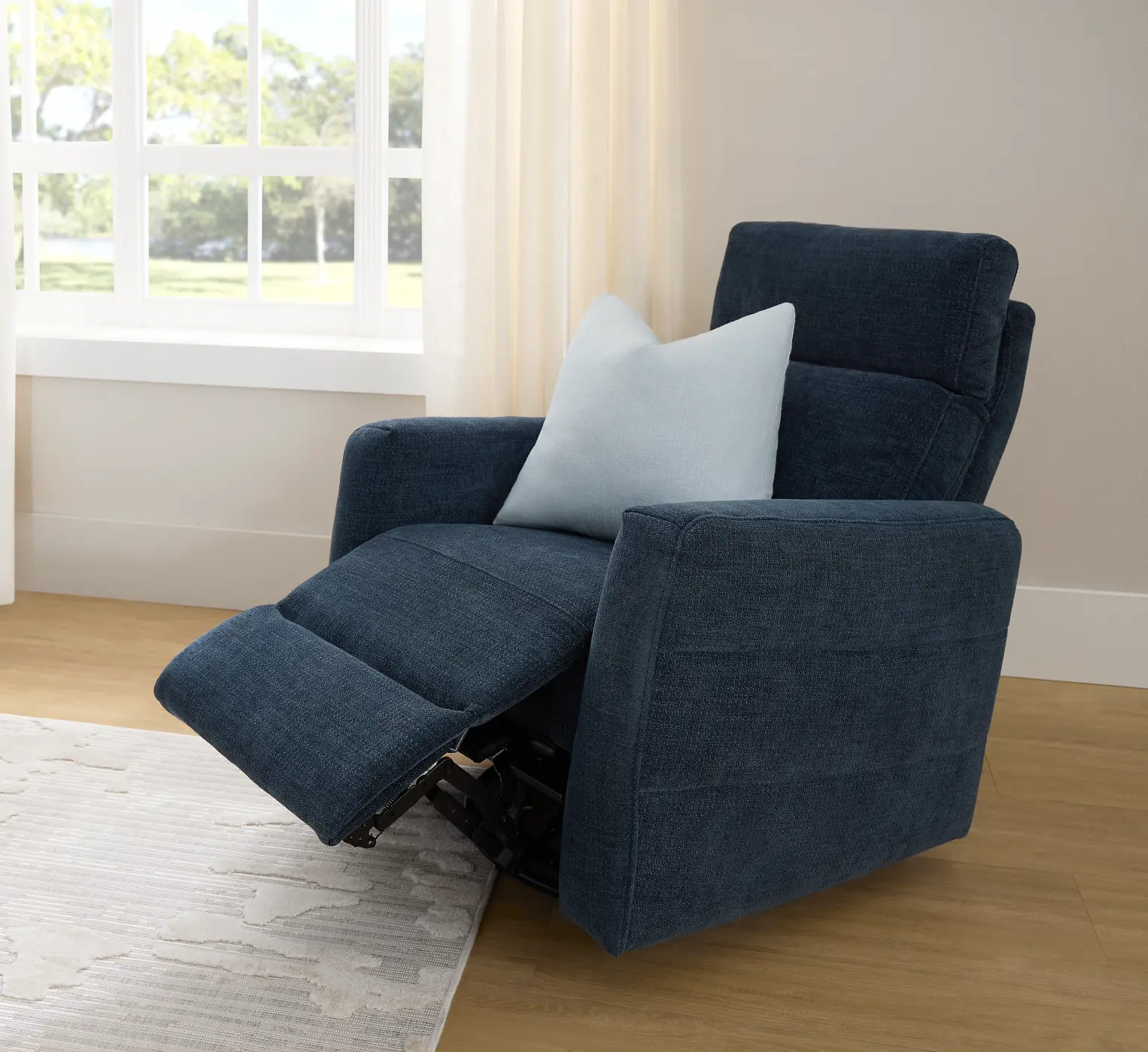 Bonus: Recliners and Lounge Chairs That Make Great Gifts Bonus: Recliners and Lounge Chairs That Make Great Gifts