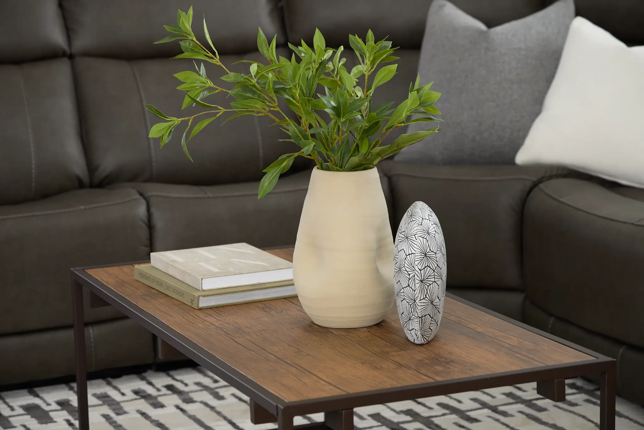 Alov Beige Vase Alov Beige Vase