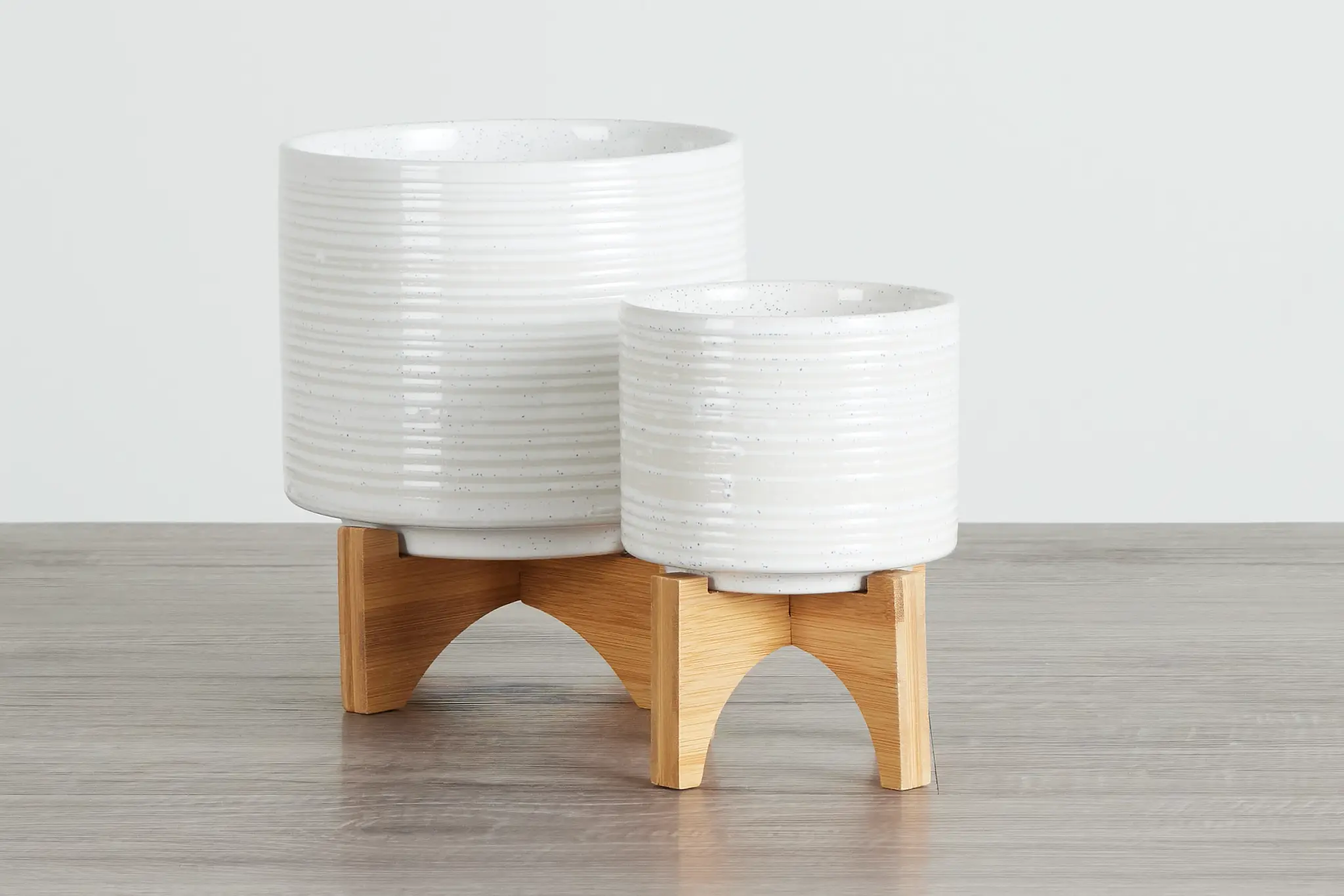 Sadie White Set Of 2 Planter Sadie White Set Of 2 Planter