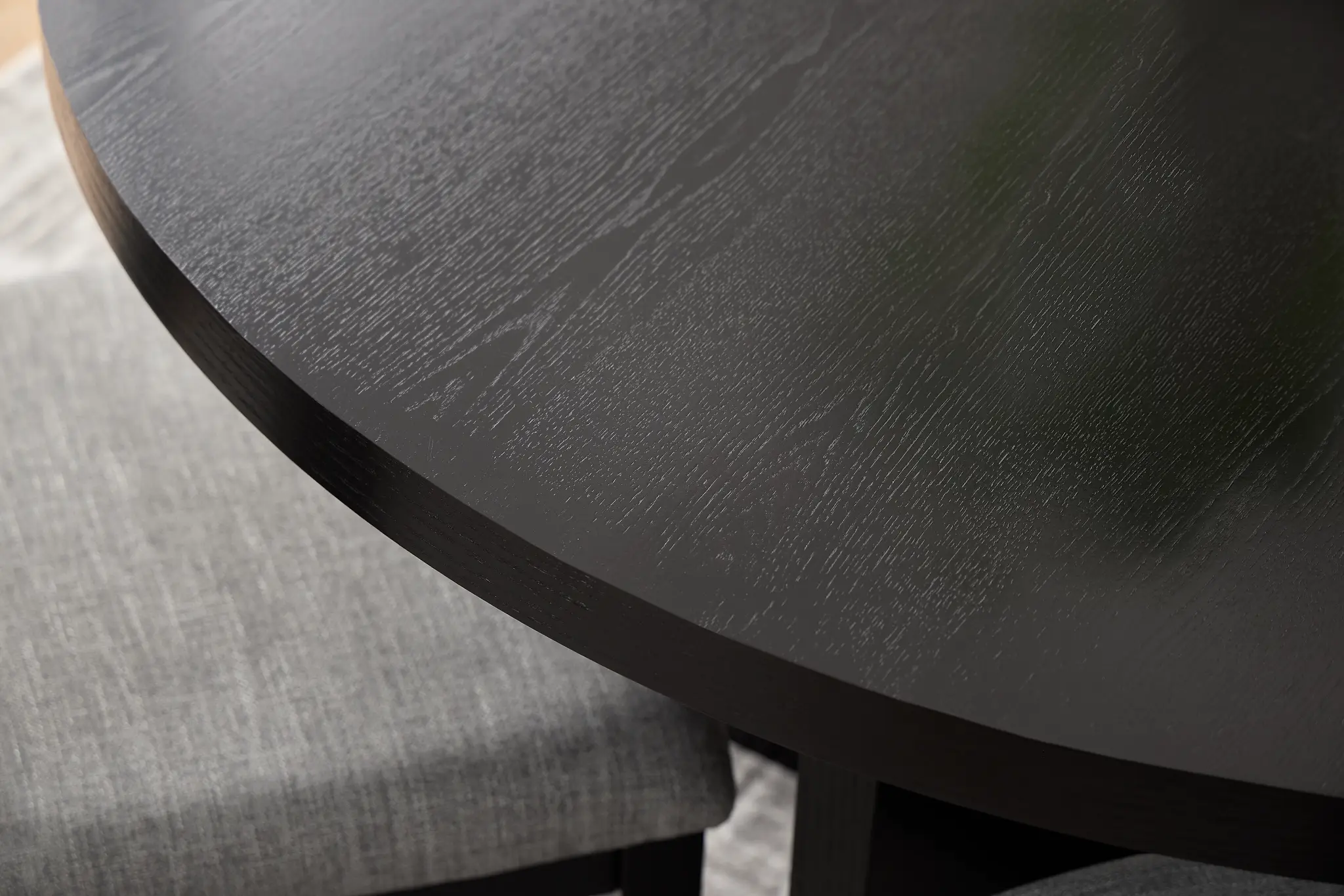 Oxford Black Round Table Oxford Black Round Table