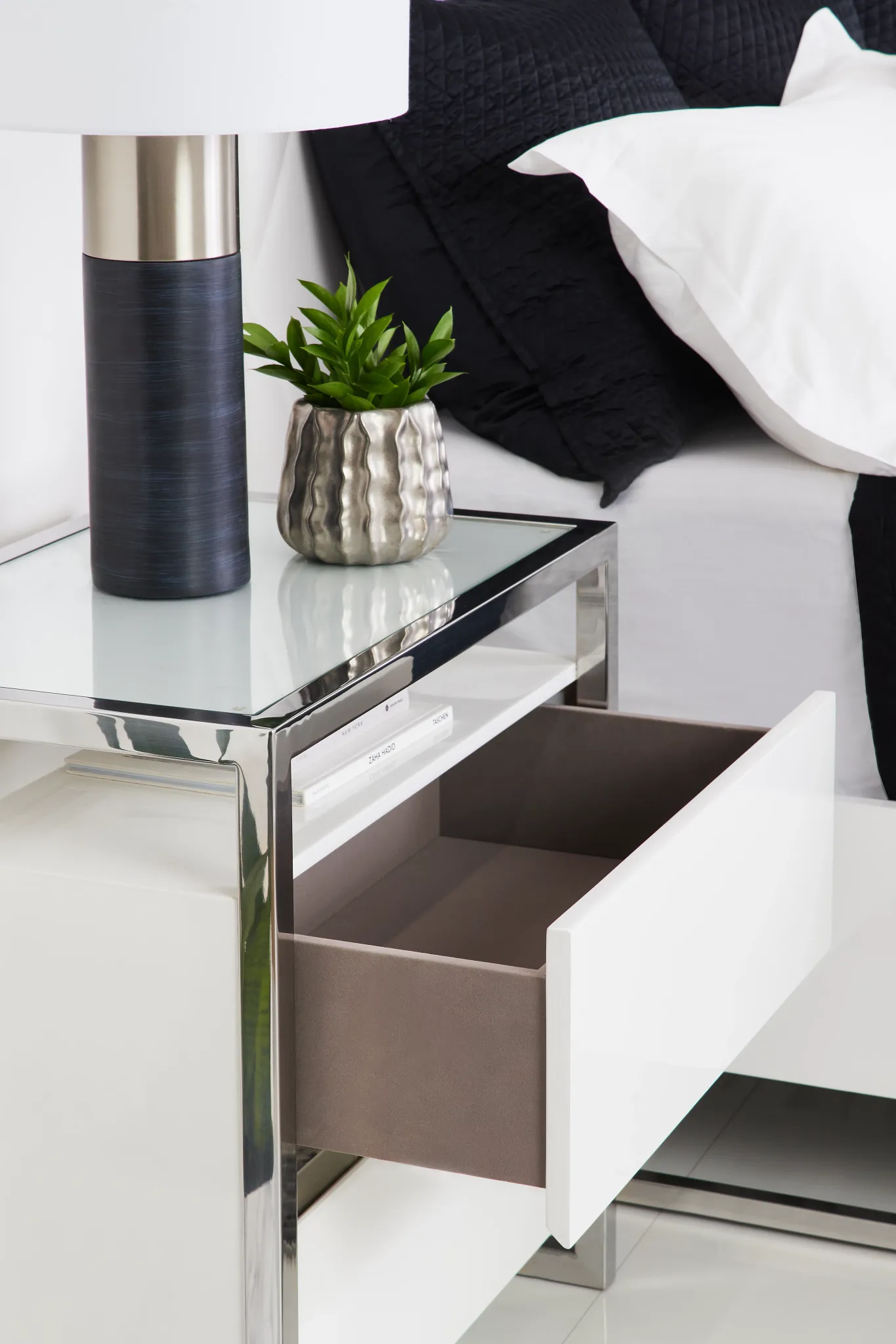 Miami White Nightstand