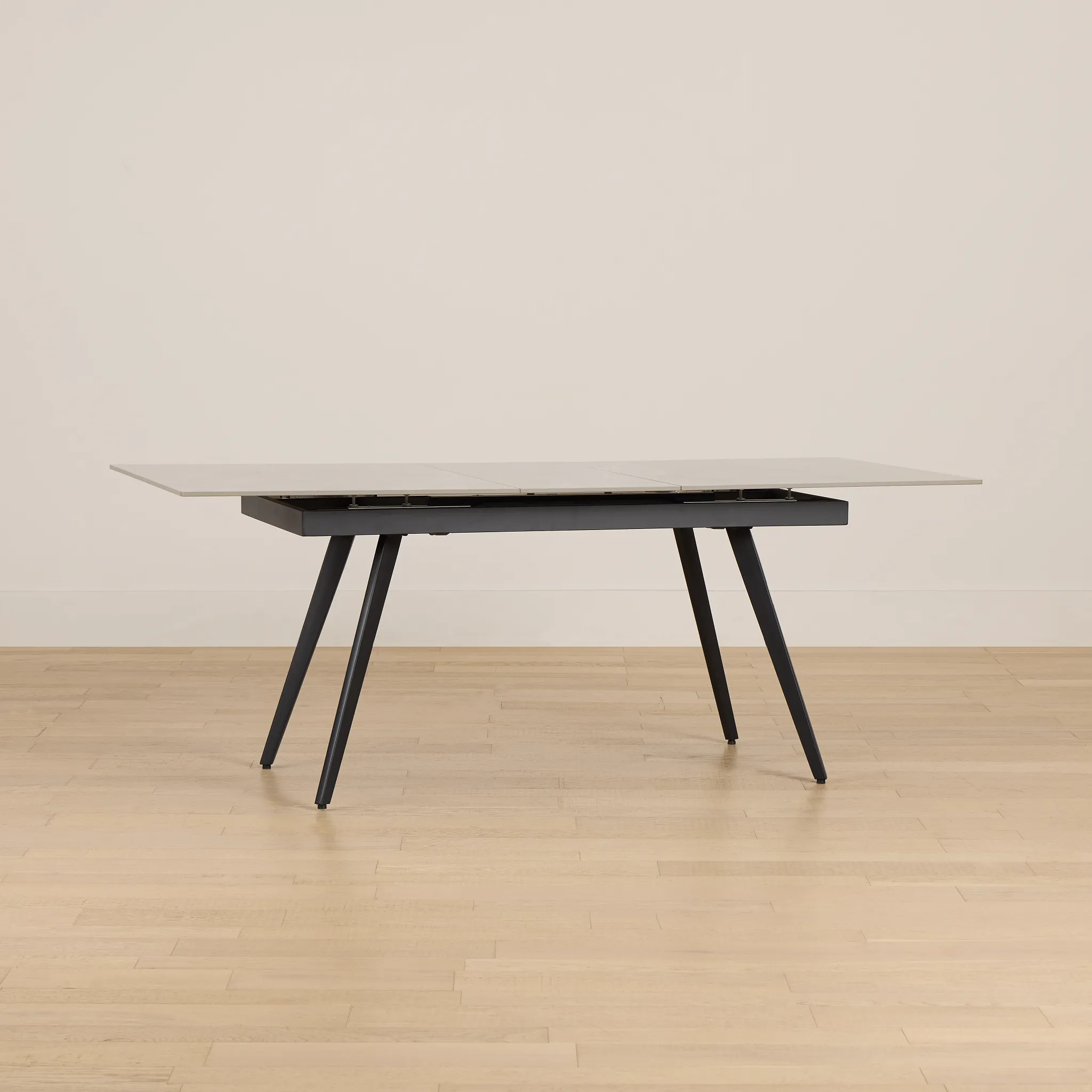 Maricopa Gray Extension Rectangular Table