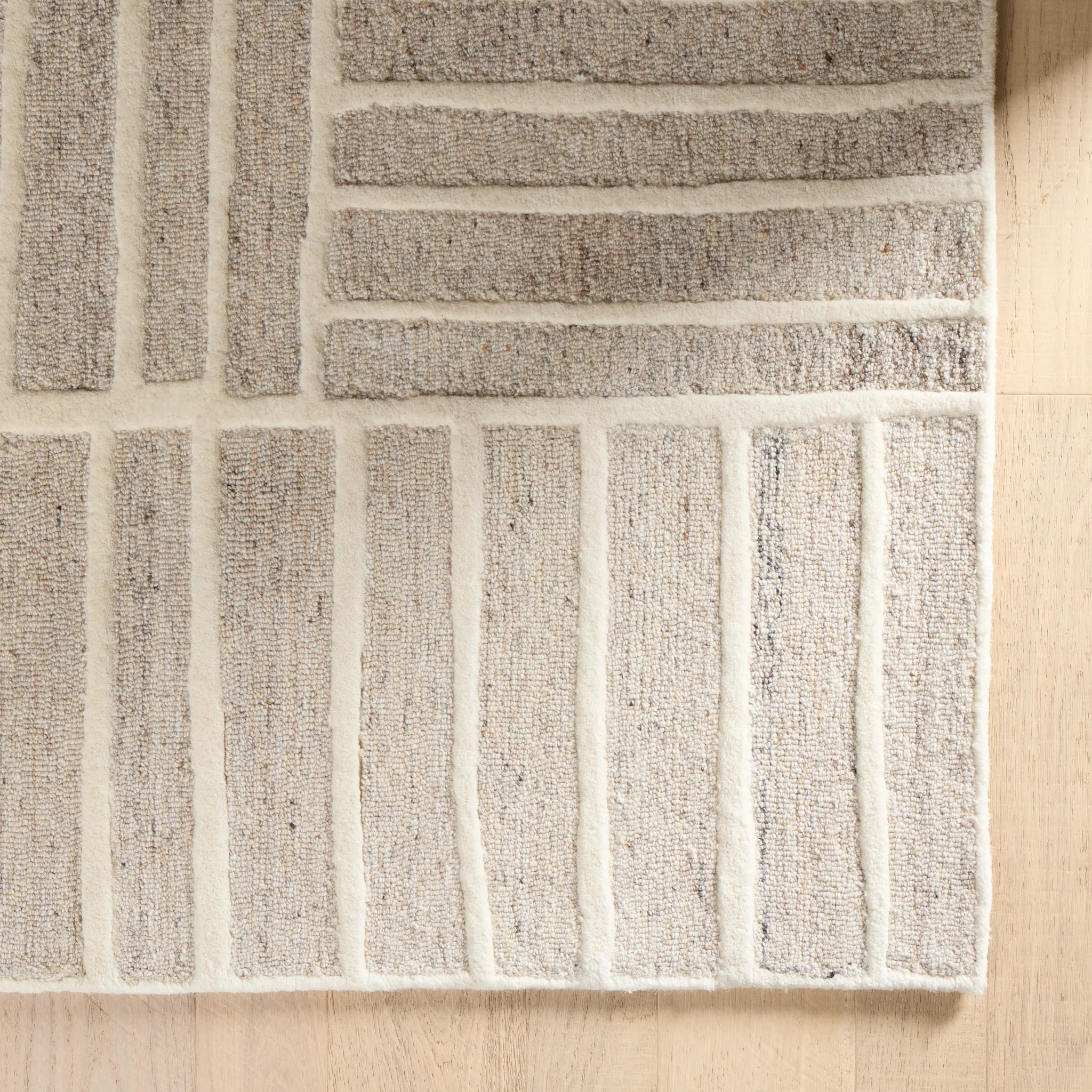 Pippa Beige 5x8 Area Rug