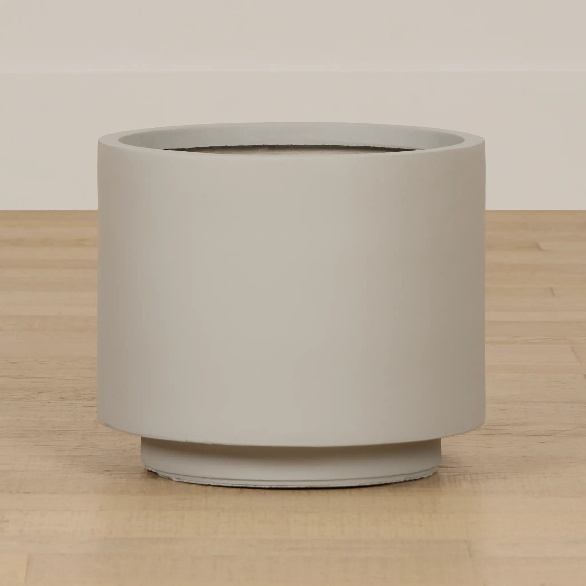 Sakira Light Gray Small Planter Sakira Light Gray Small Planter