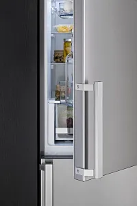 Bertazzoni 31 Series Stainless Steel Rvrbl Door Bottom Freezer Refrigerator