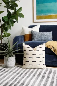 Clover Ivory 22" Accent Pillow