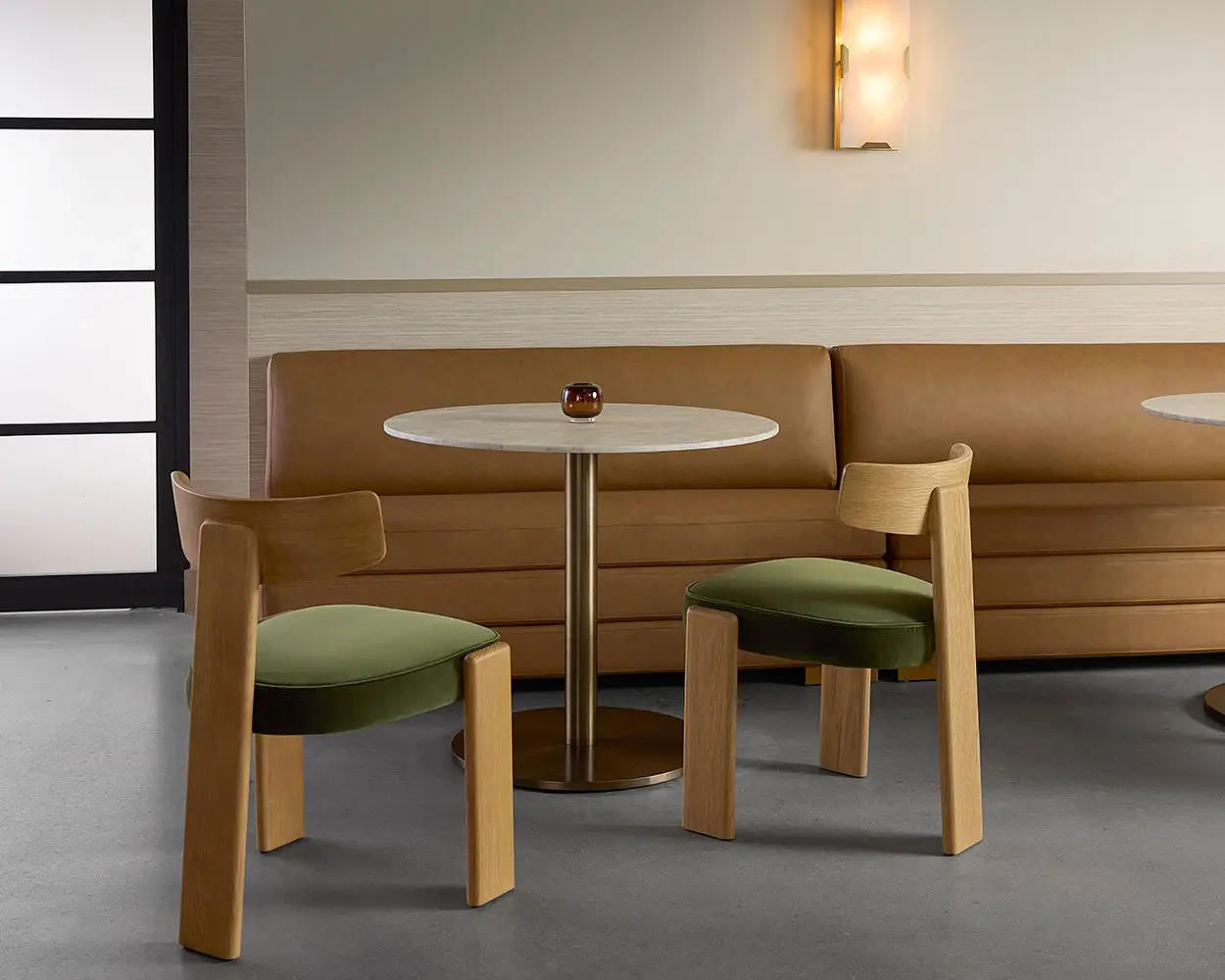 Elvira White Round Table Elvira White Round Table