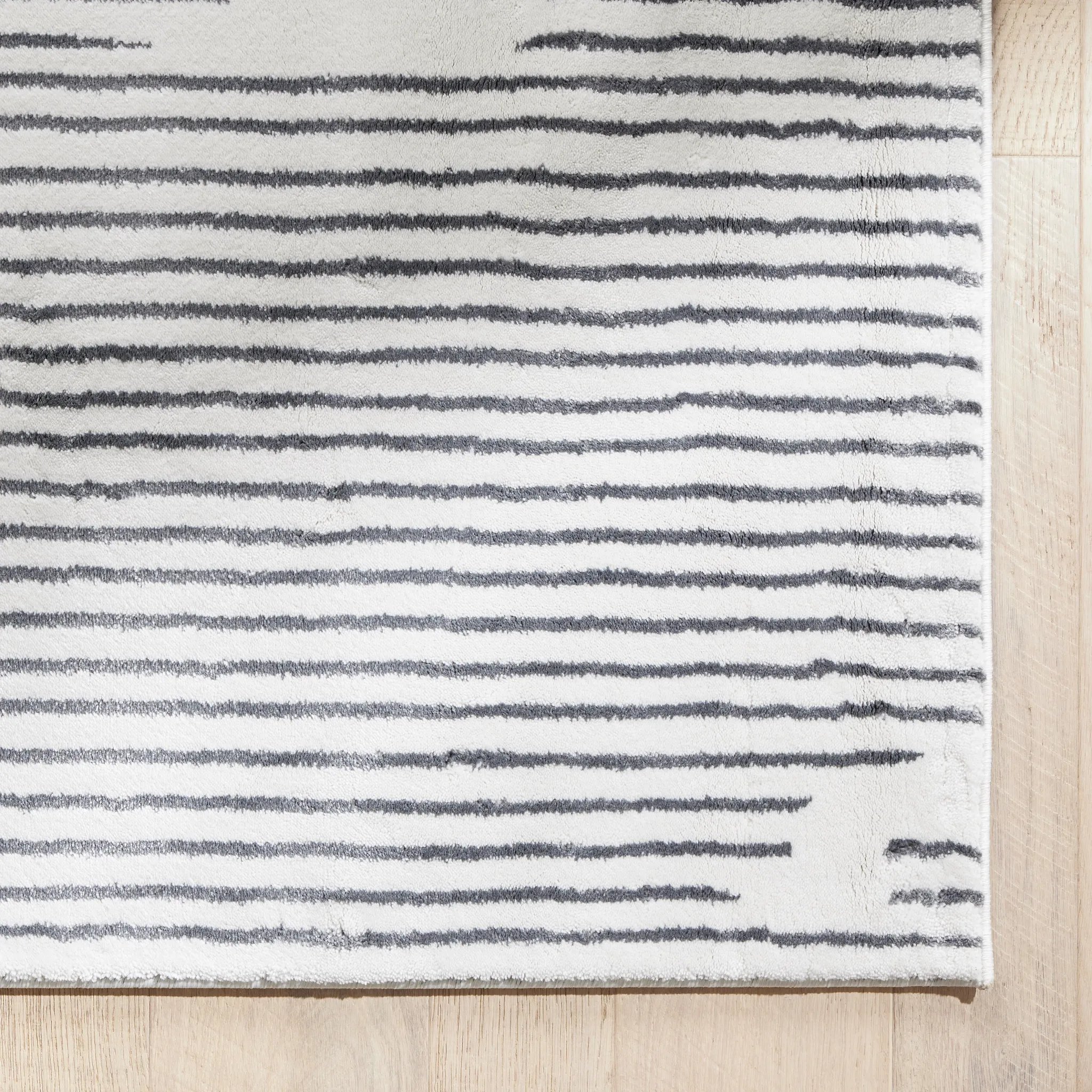 Rugato Ivory 5x8 Area Rug