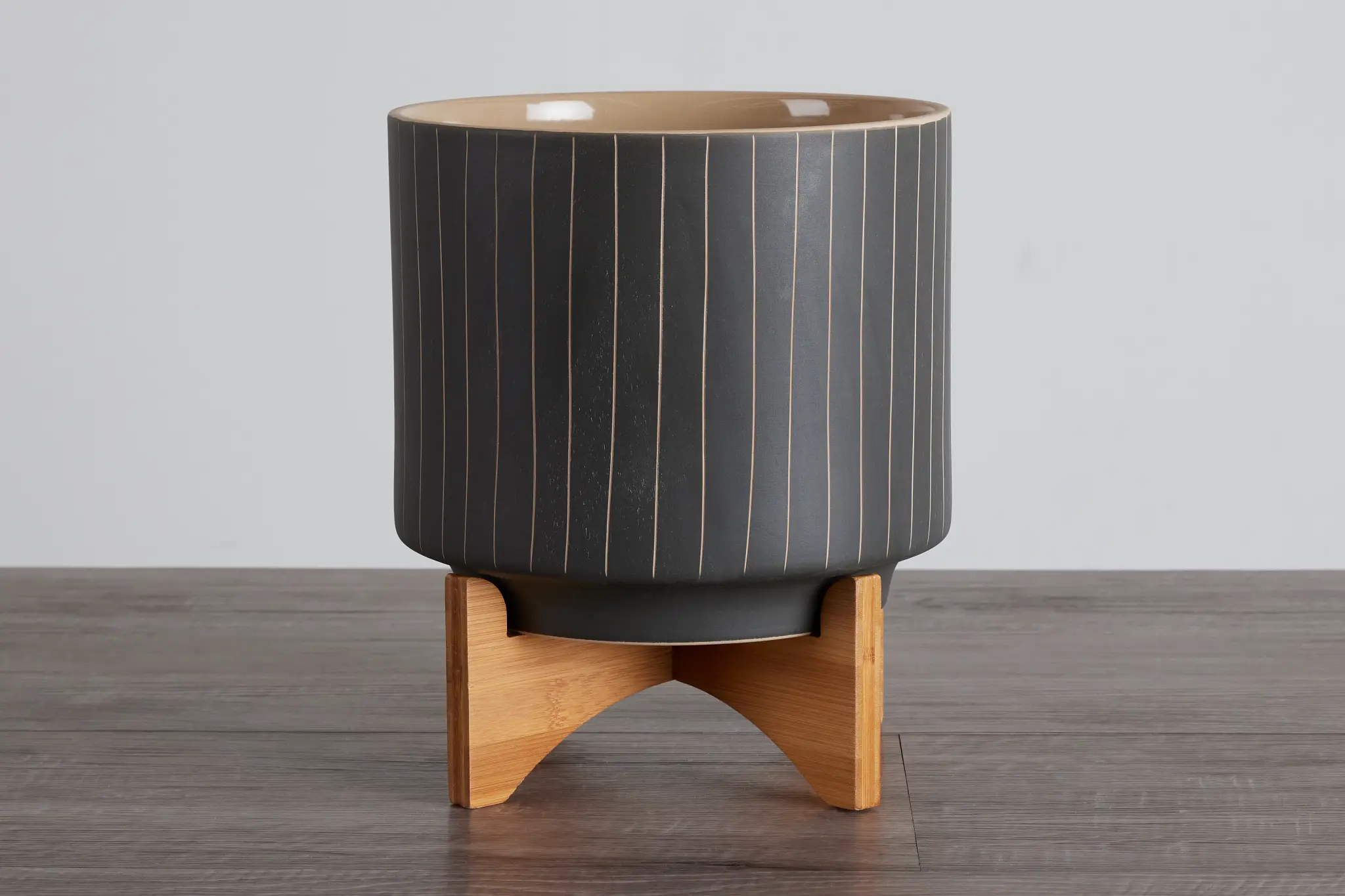 Amias Gray Large Planter Amias Gray Large Planter