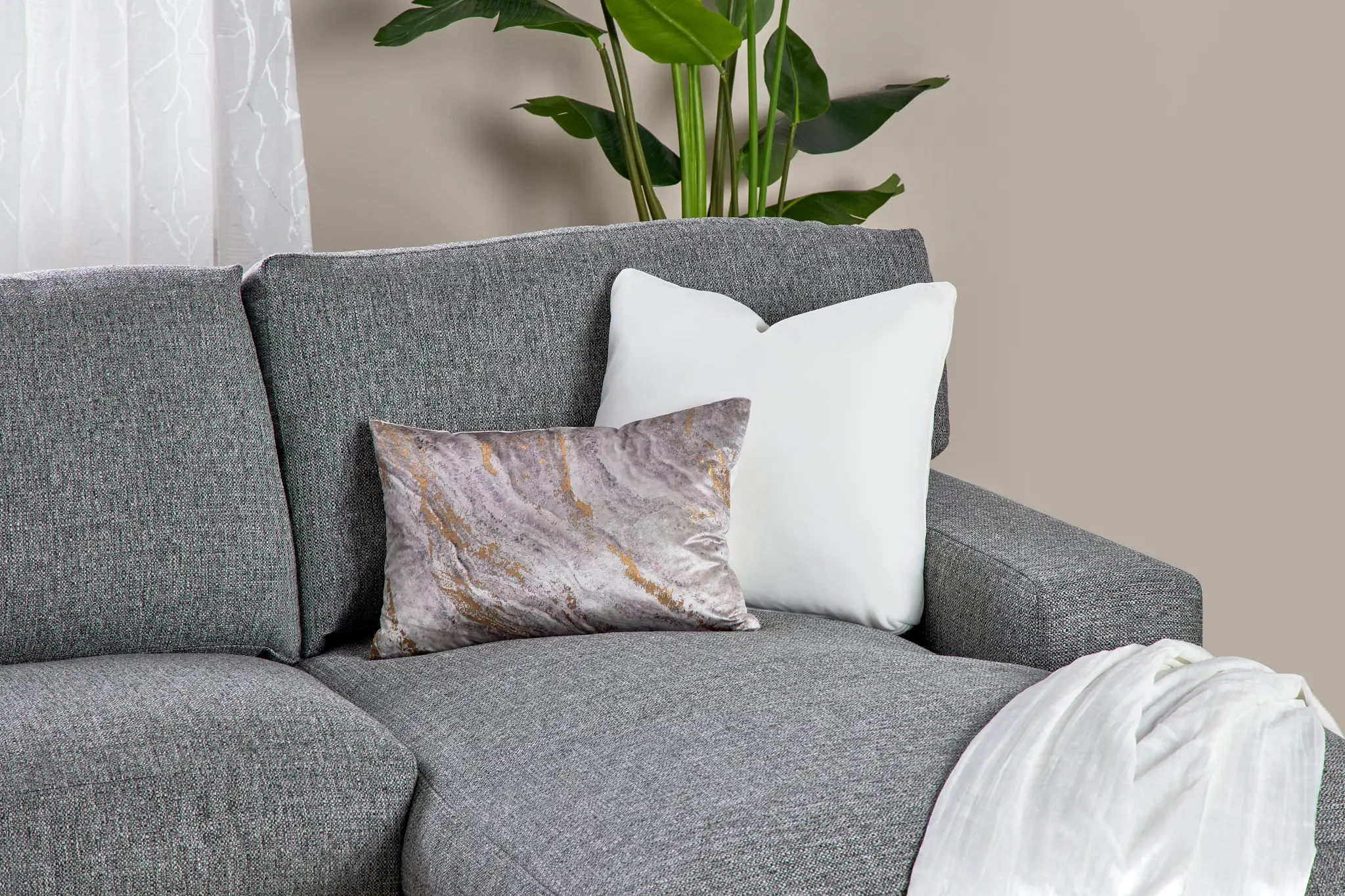 Veronica Dark Gray Down Large Right Chaise Sectional Veronica Dark Gray Down Large Right Chaise Sectional