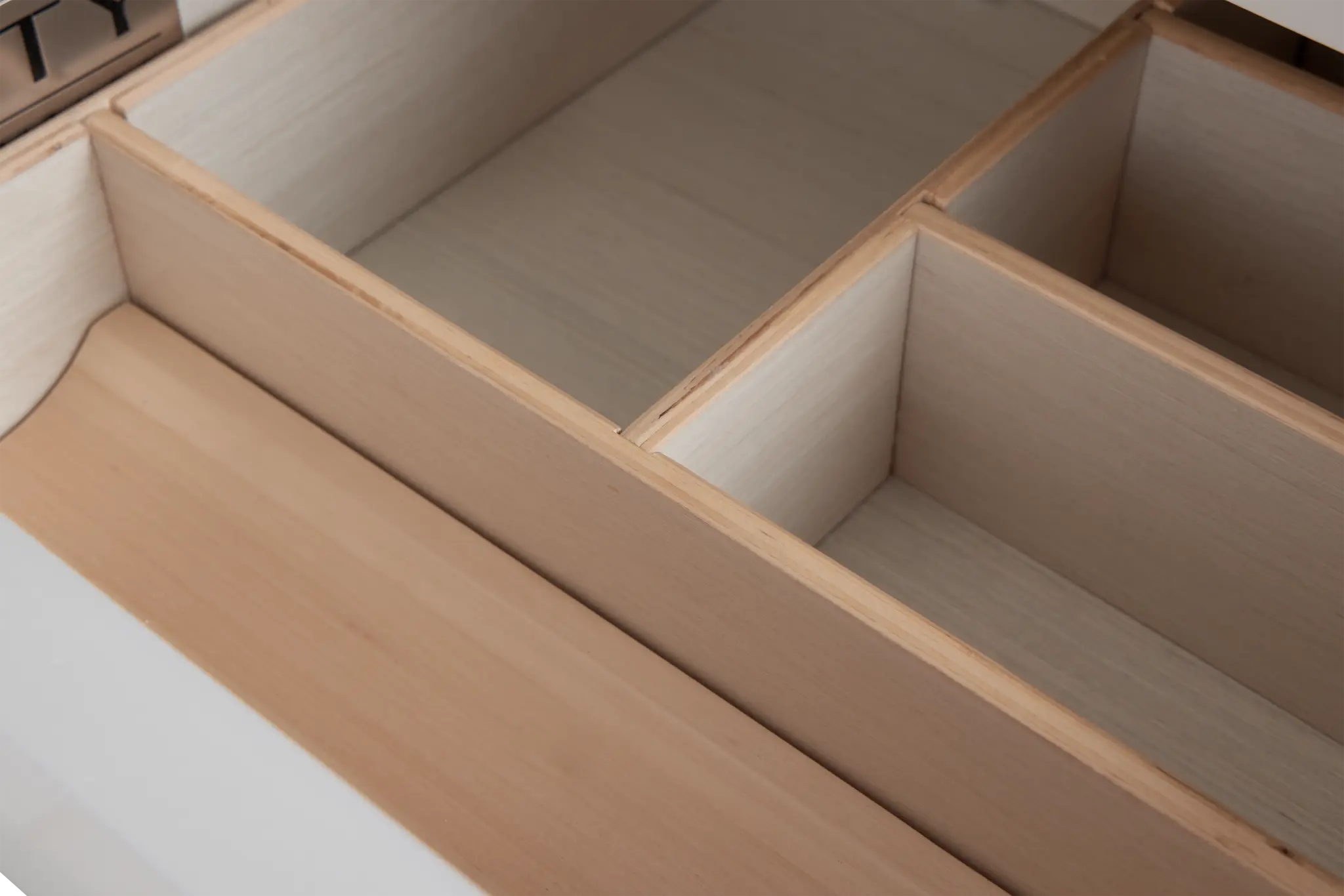 Newport White L Desk Newport White L Desk